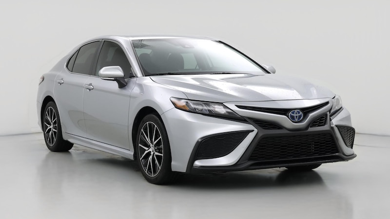 2024 Toyota Camry SE Hero Image