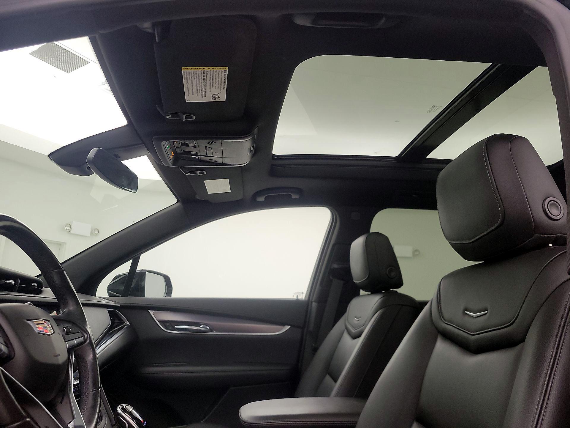 Thumbnail: 2021 Cadillac XT6 - 19