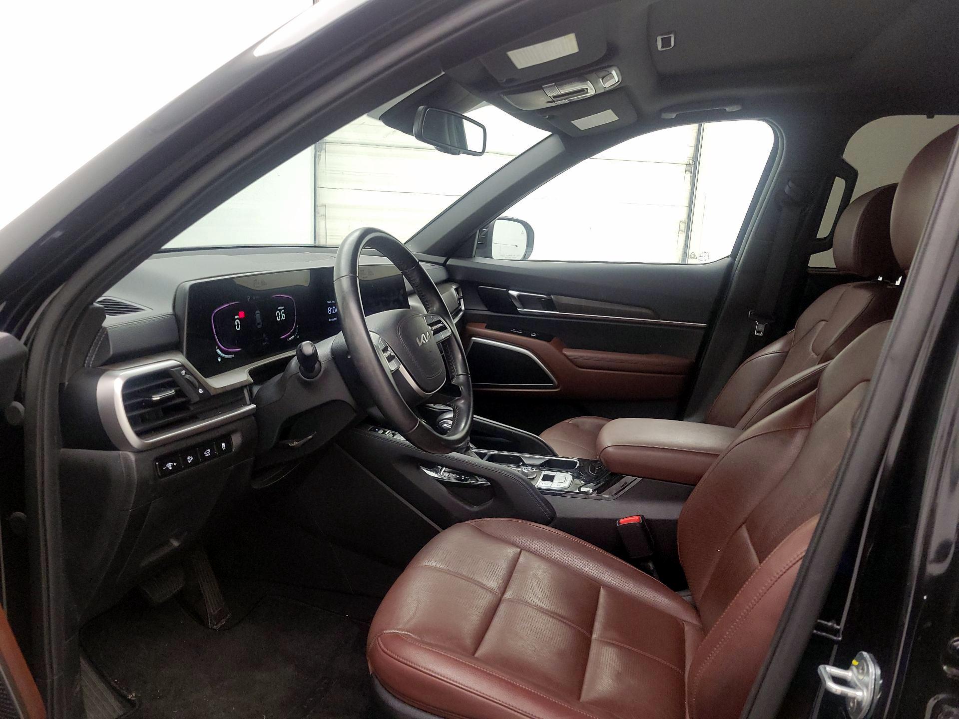 Thumbnail: 2023 Kia Telluride - 11