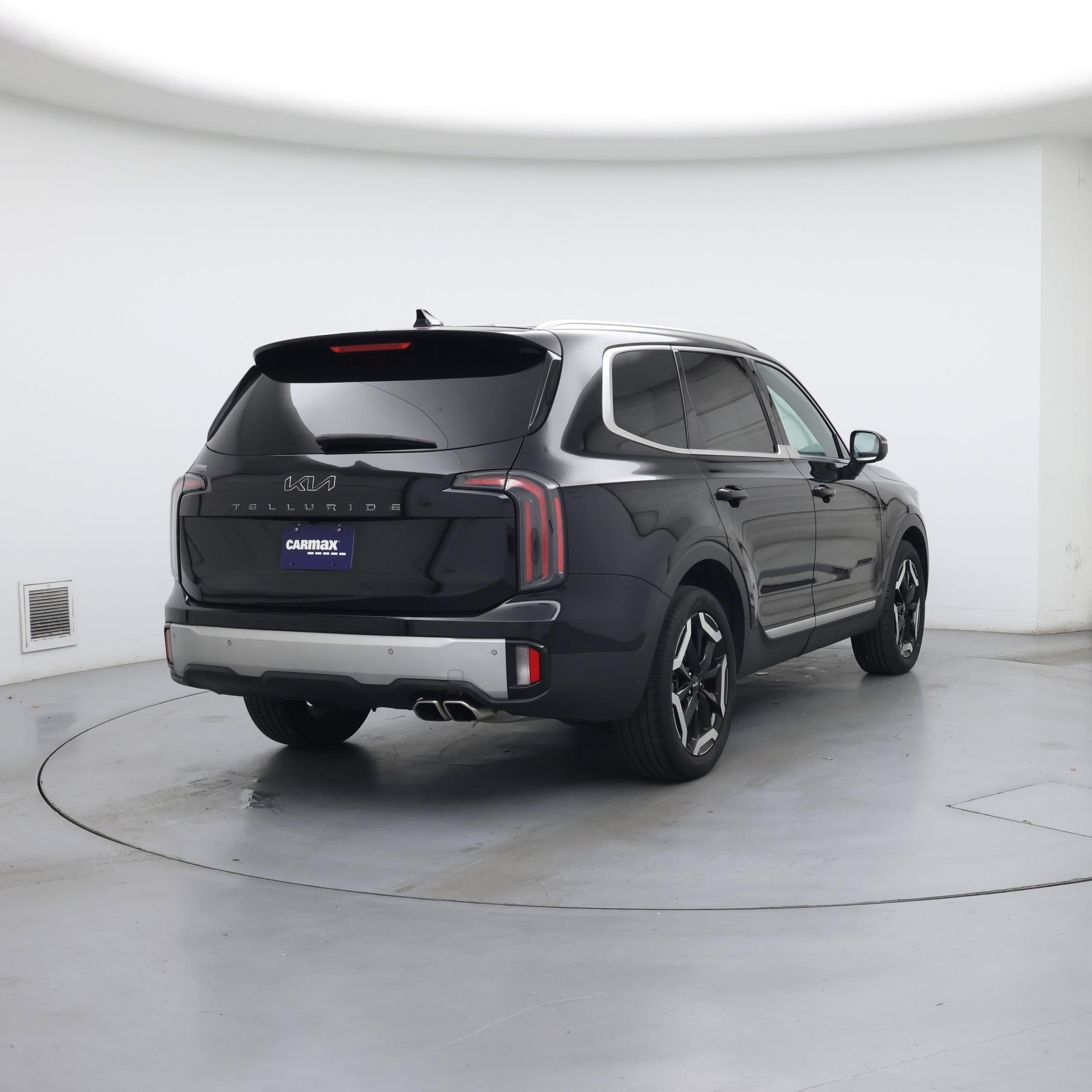 Thumbnail: 2023 Kia Telluride - 8