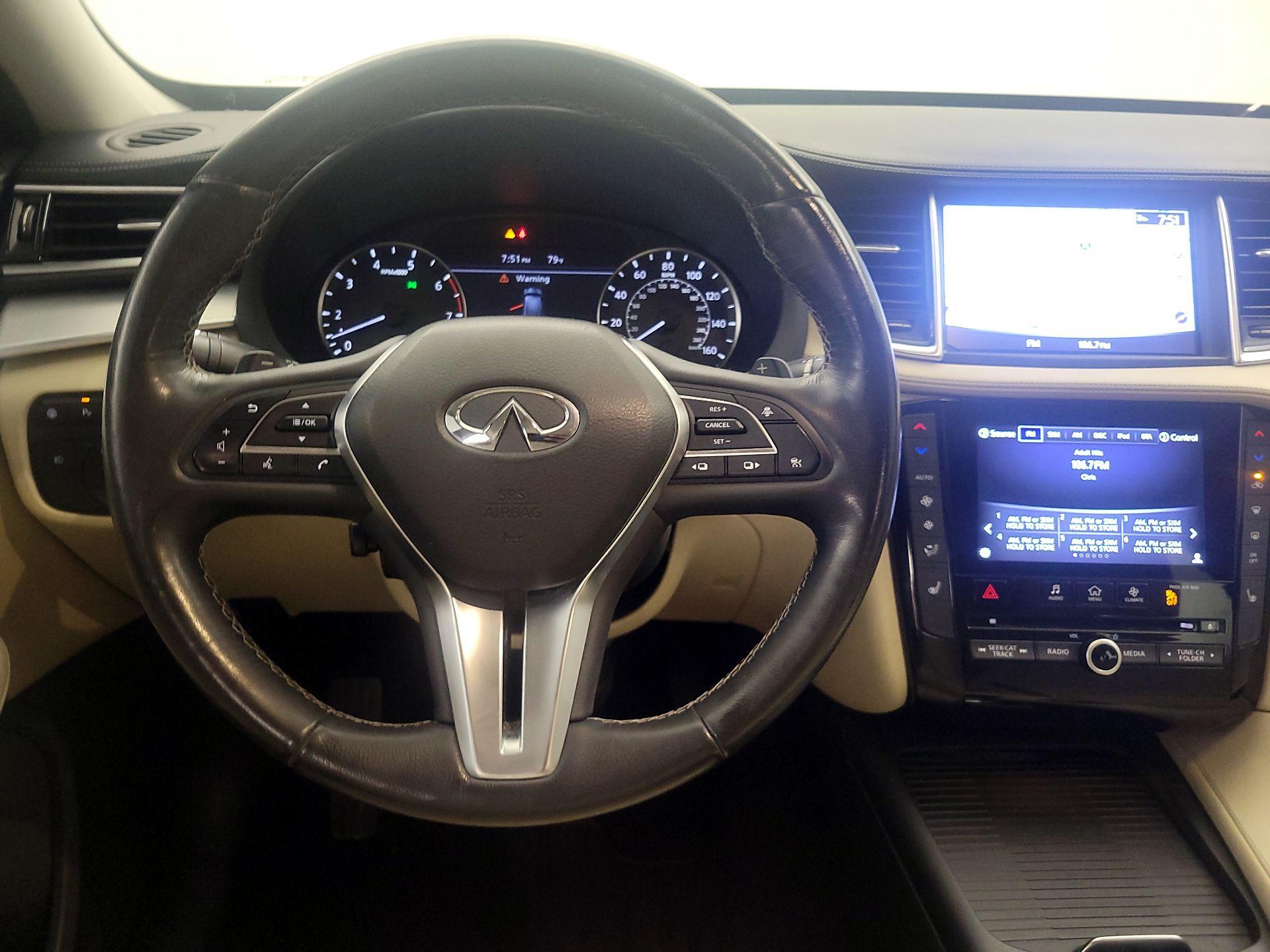 Thumbnail: 2019 INFINITI QX50 - 10