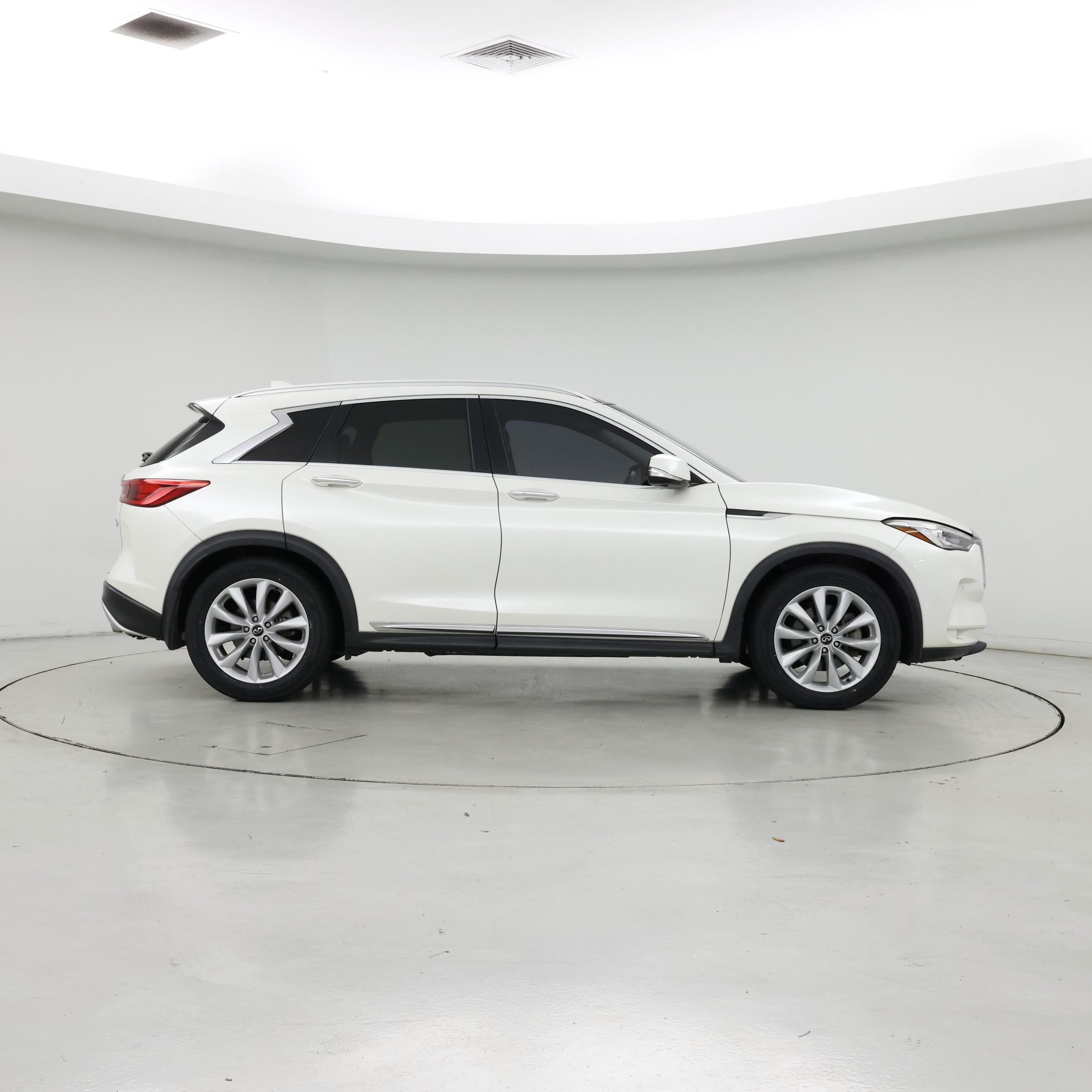 Thumbnail: 2019 INFINITI QX50 - 7