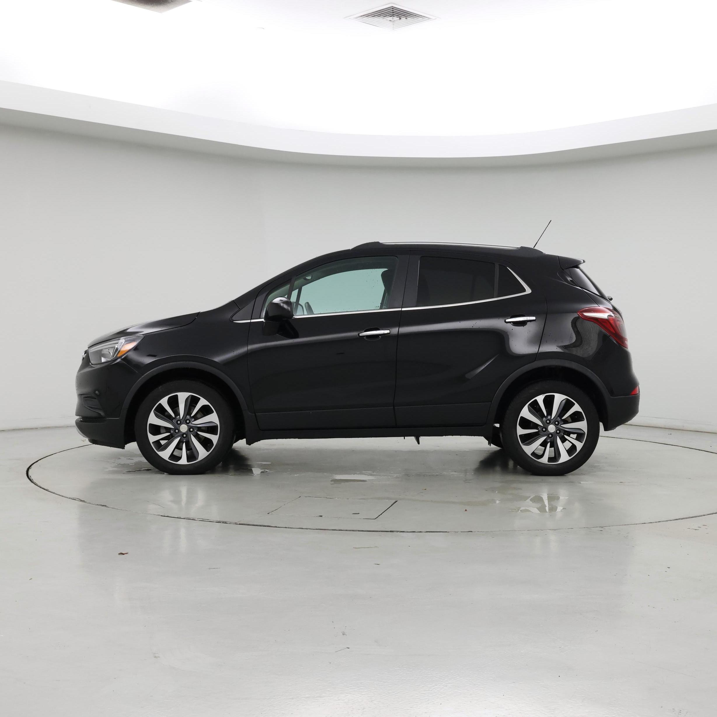 Thumbnail: 2022 Buick Encore - 3