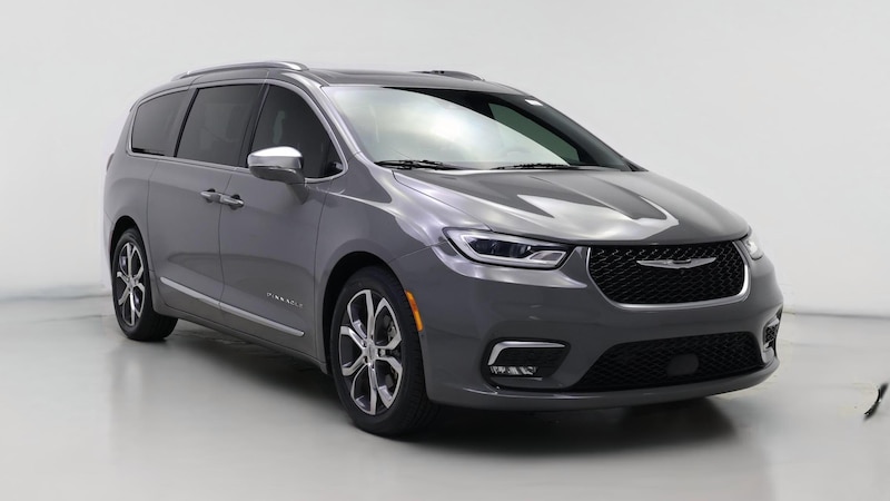 2022 Chrysler Pacifica Pinnacle Hero Image