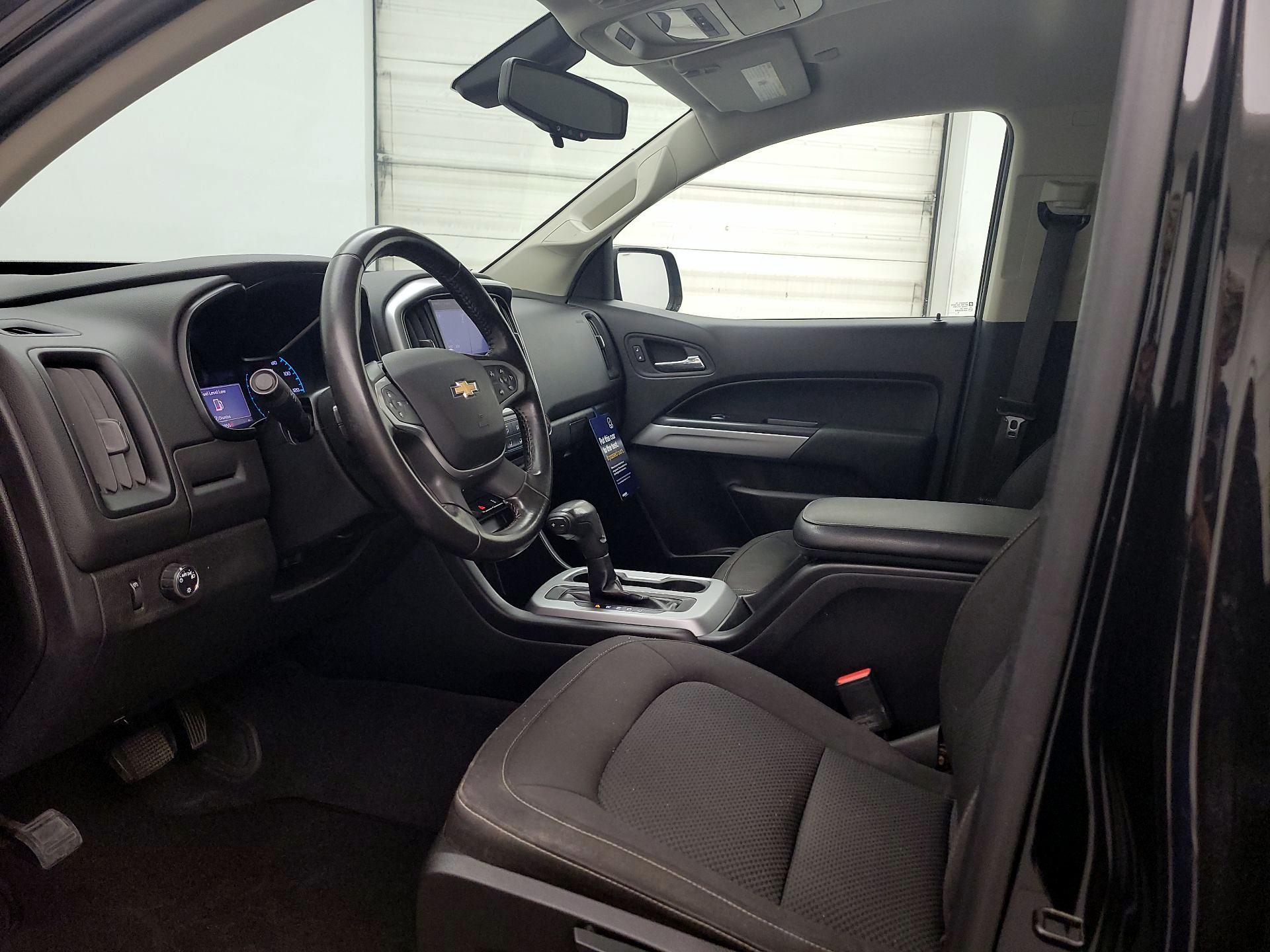 Thumbnail: 2019 Chevrolet Colorado - 11