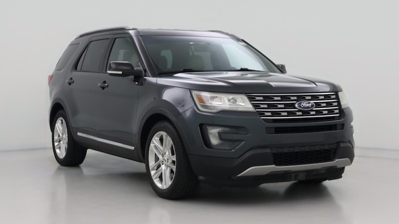 2016 Ford Explorer XLT Hero Image