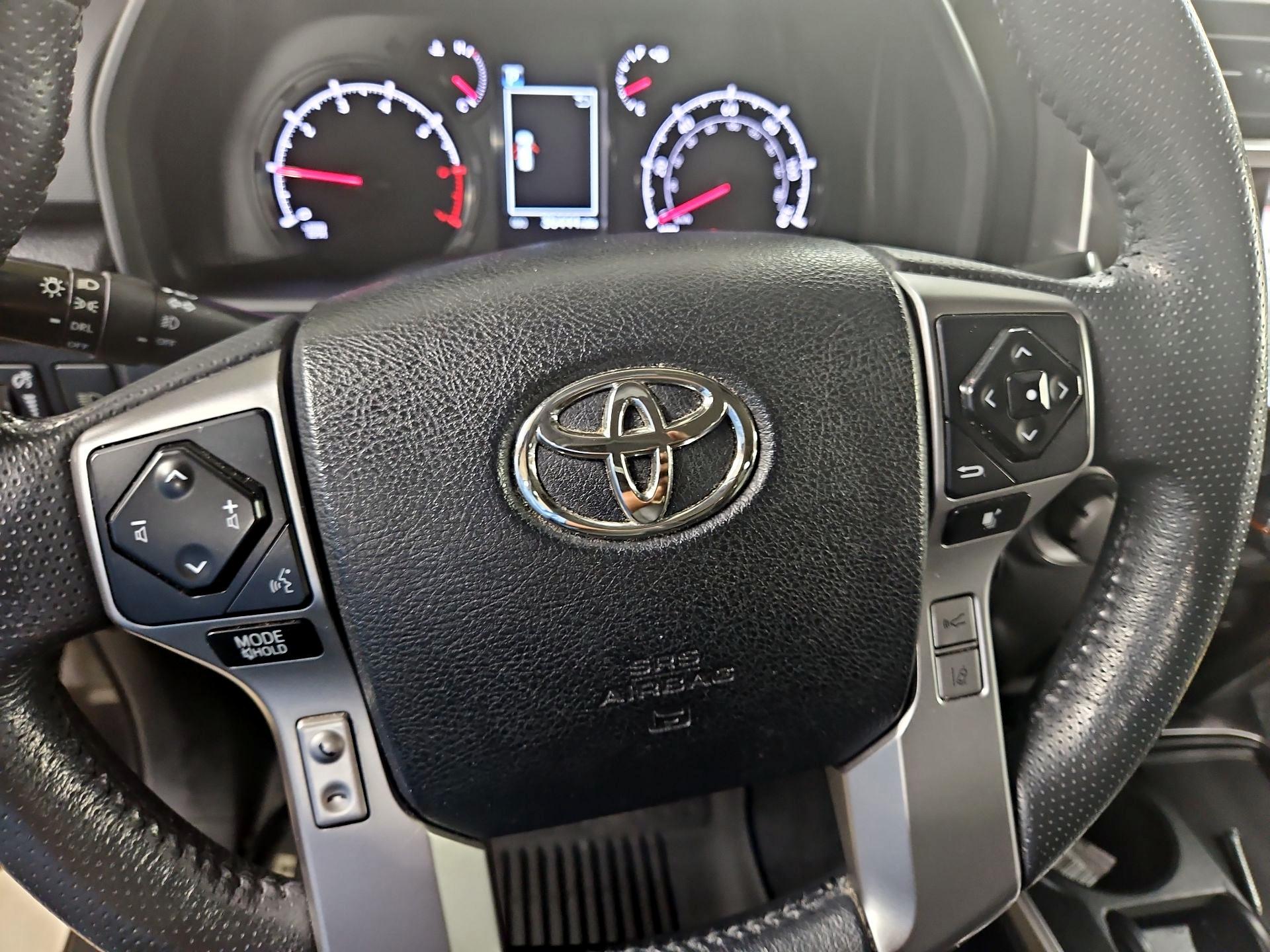 Thumbnail: 2021 Toyota 4Runner - 10