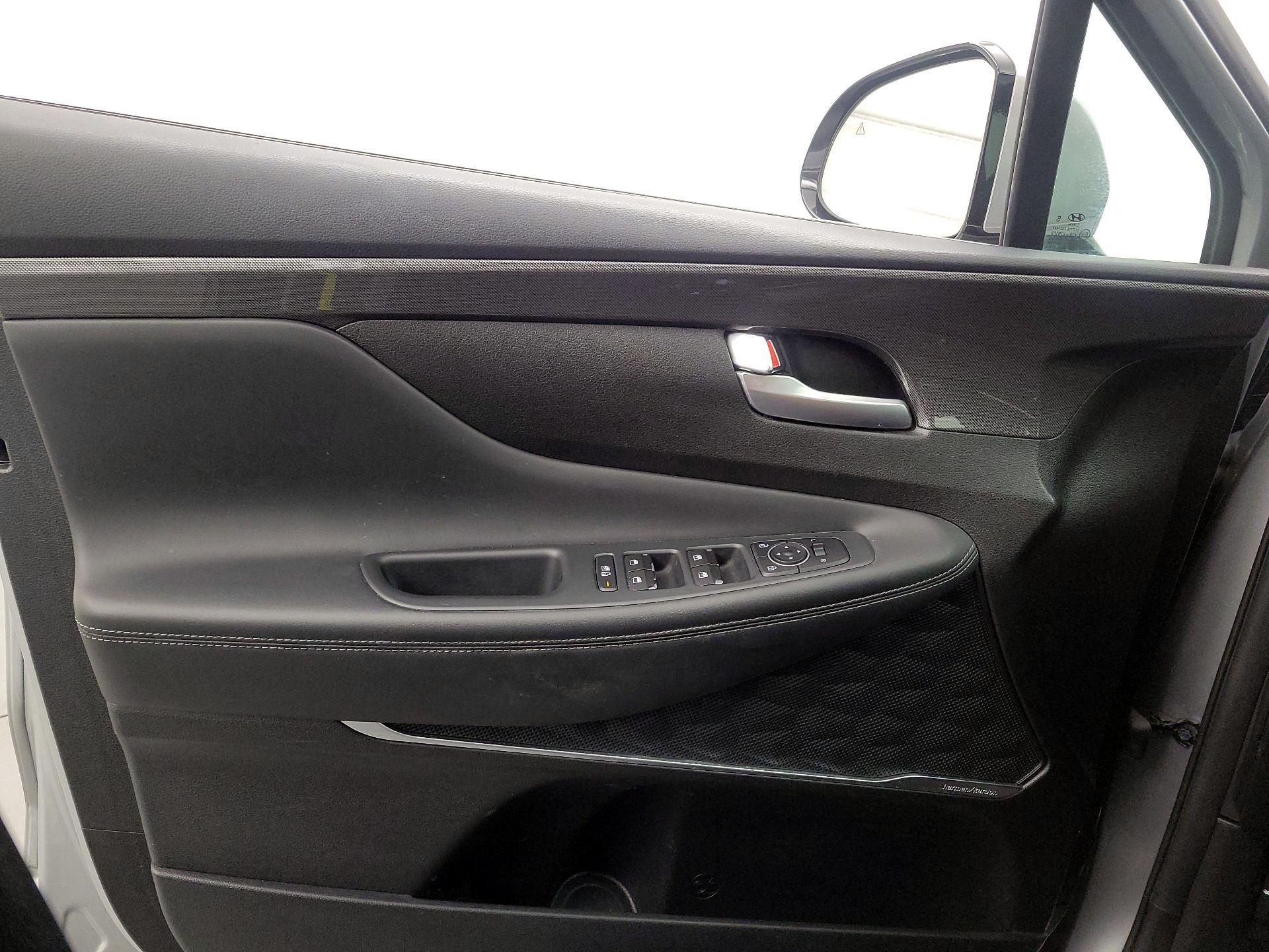 Thumbnail: 2022 Hyundai Santa Fe - 12