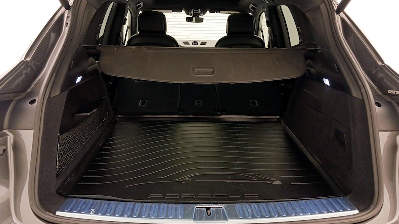 2020 Porsche Cayenne  23