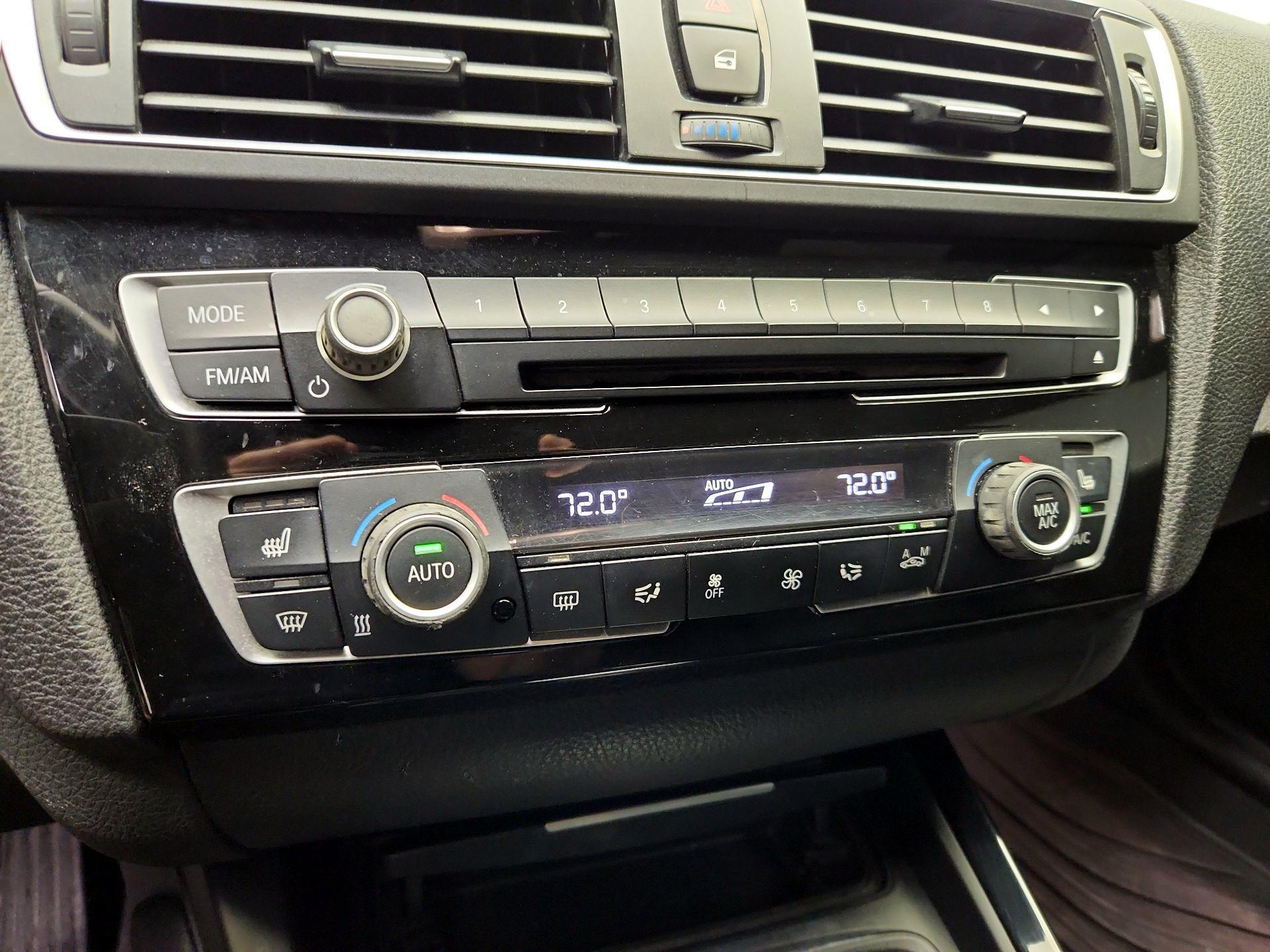 Thumbnail: 2016 BMW 2 Series - 16