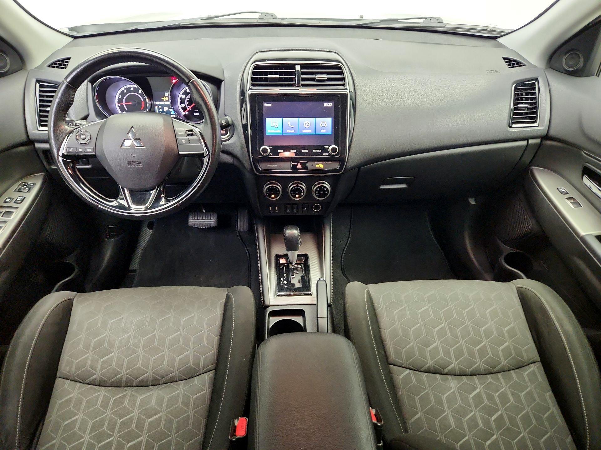 Thumbnail: 2020 Mitsubishi Outlander Sport - 9