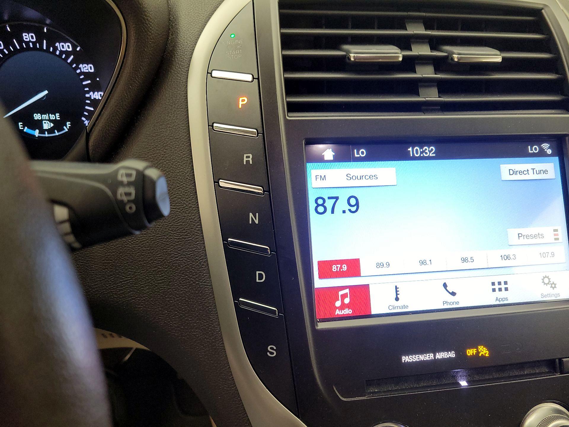 Thumbnail: 2019 Lincoln MKC - 17