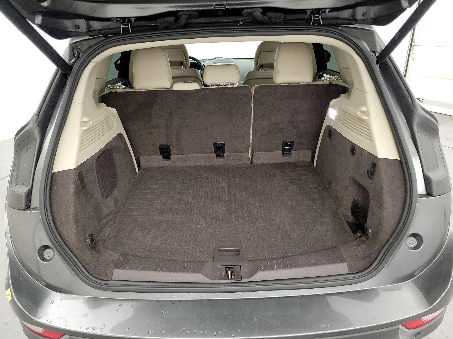 Thumbnail: 2019 Lincoln MKC - 19