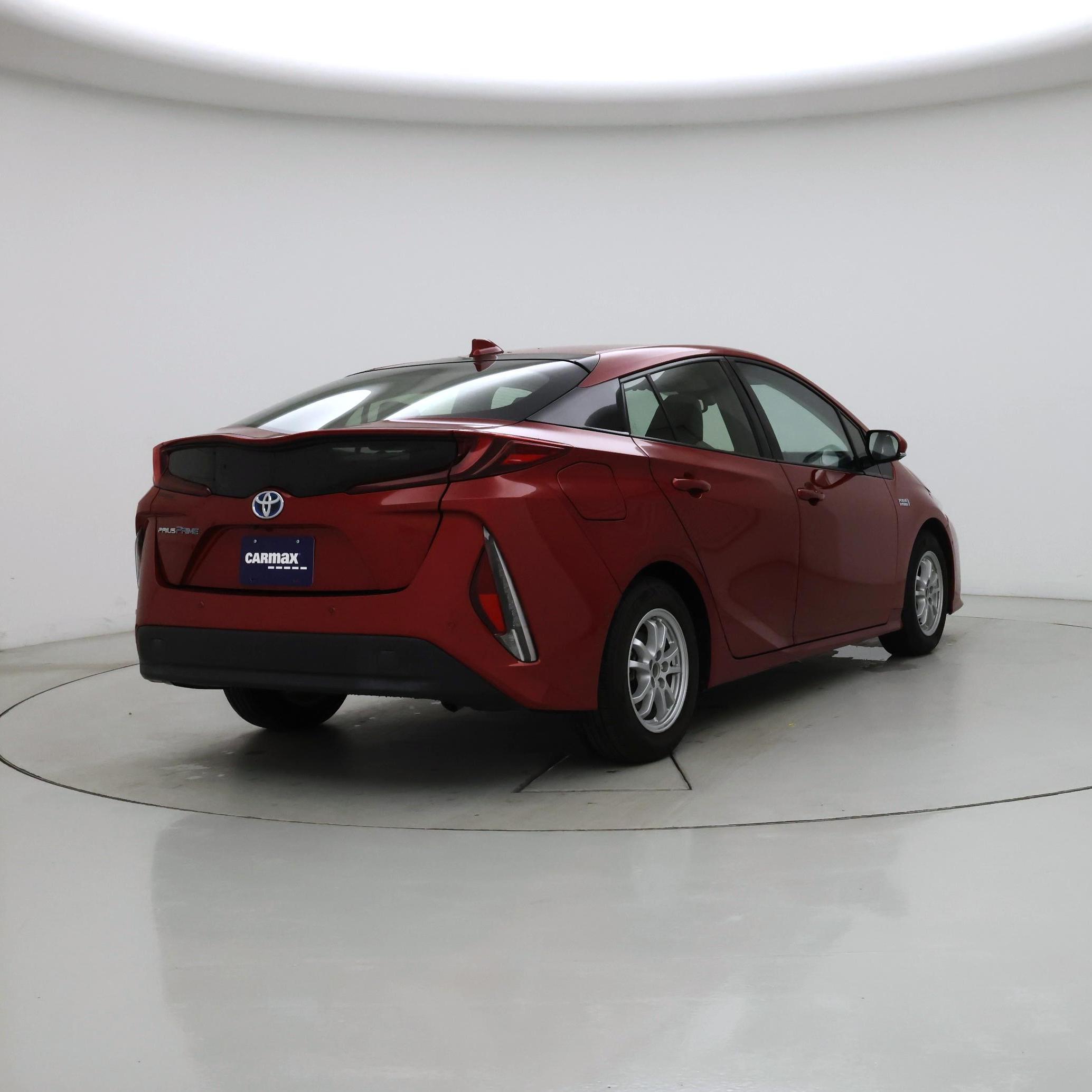 Thumbnail: 2017 Toyota Prius Prime - 8