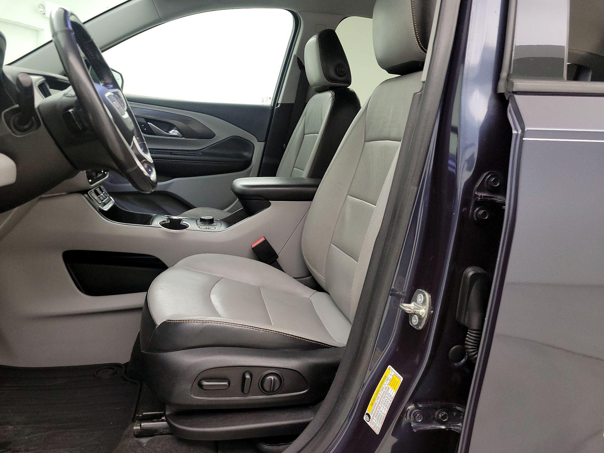 Thumbnail: 2019 GMC Terrain - 11