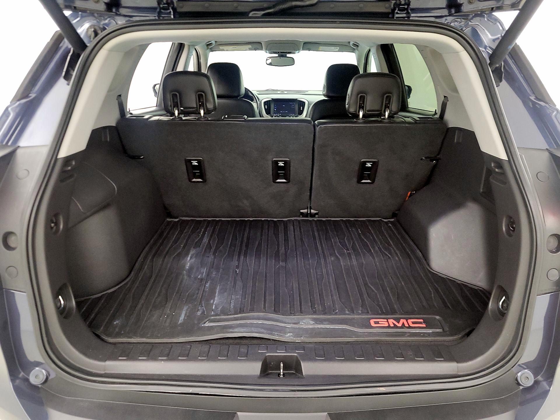 Thumbnail: 2019 GMC Terrain - 19