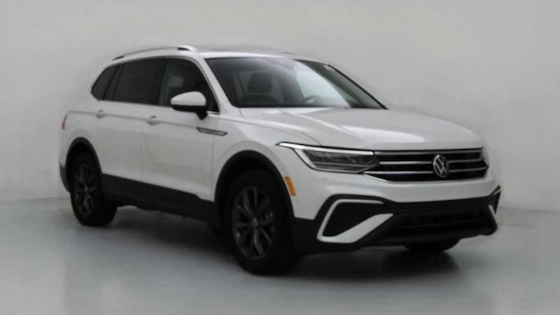 2023 Volkswagen Tiguan SE Hero Image