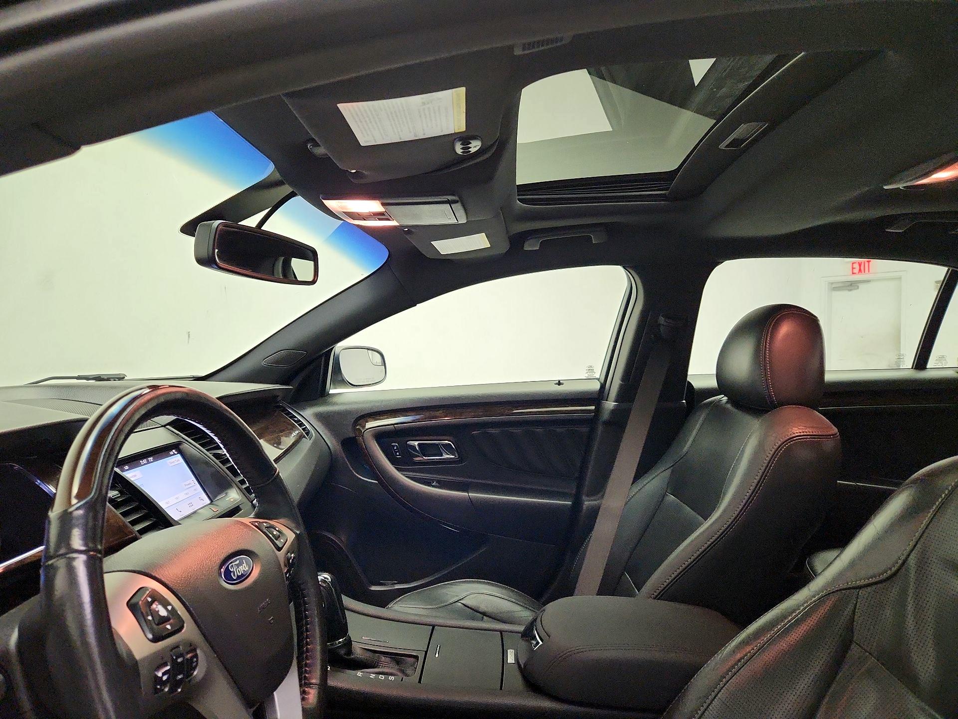 Thumbnail: 2016 Ford Taurus - 19