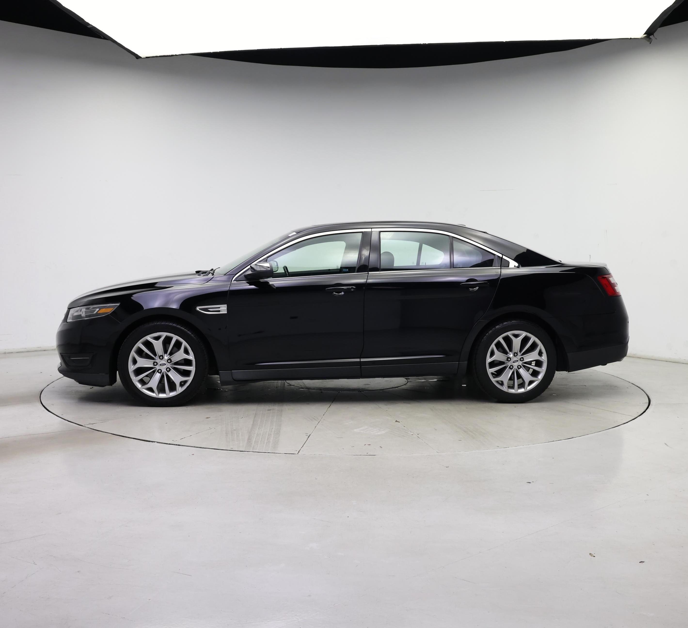 Thumbnail: 2016 Ford Taurus - 3
