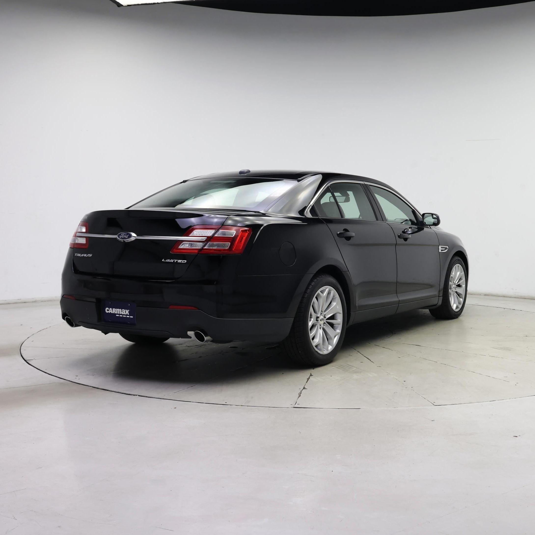 Thumbnail: 2016 Ford Taurus - 8