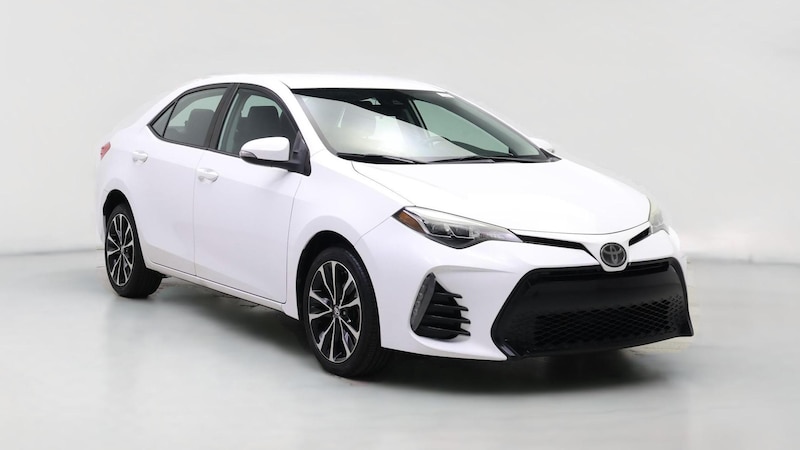 2017 Toyota Corolla SE Hero Image