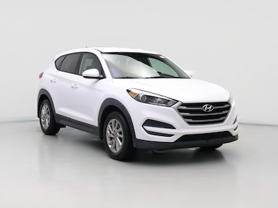 White 2017 Hyundai Tucson SE