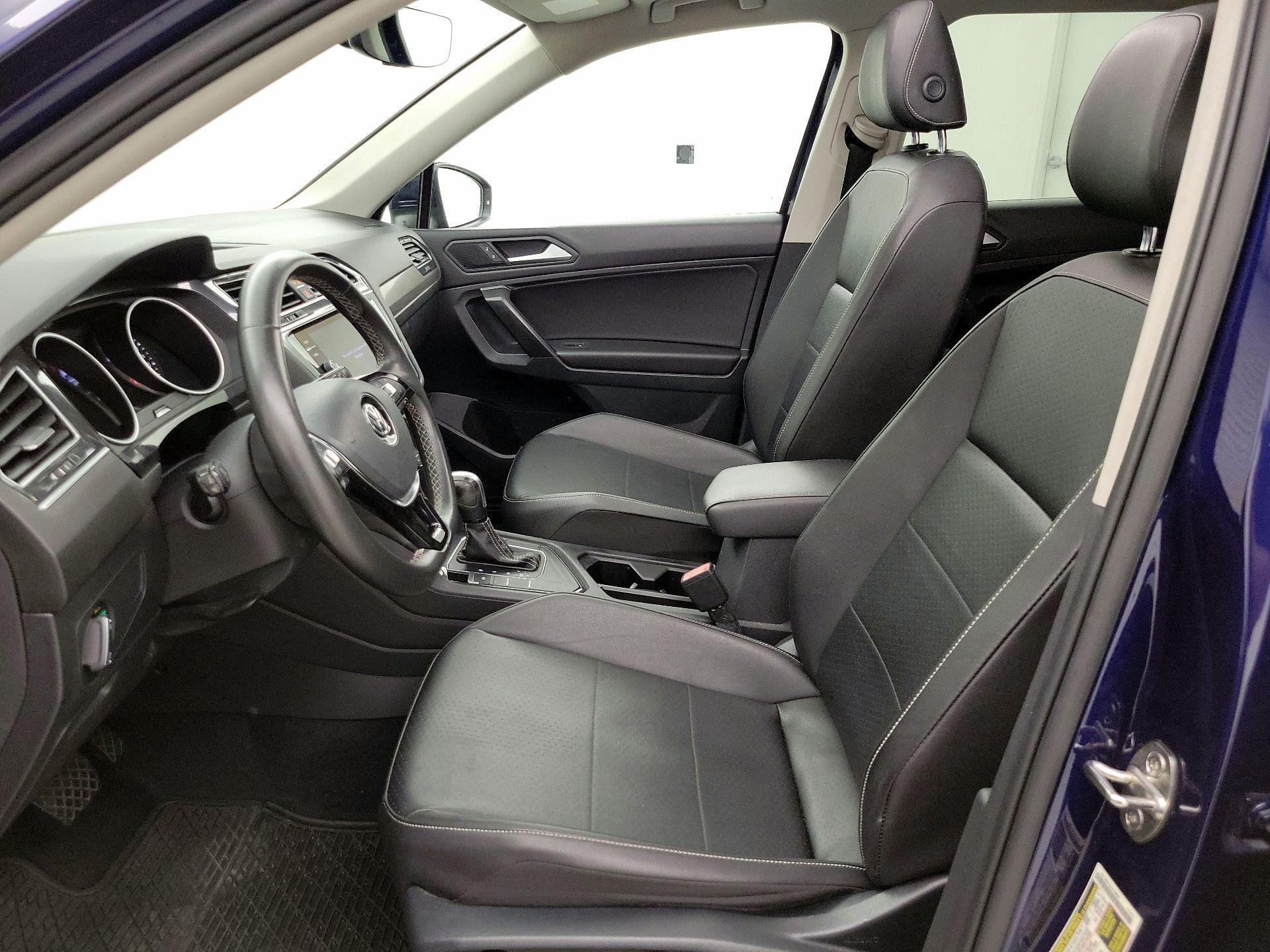 Thumbnail: 2021 Volkswagen Tiguan - 11