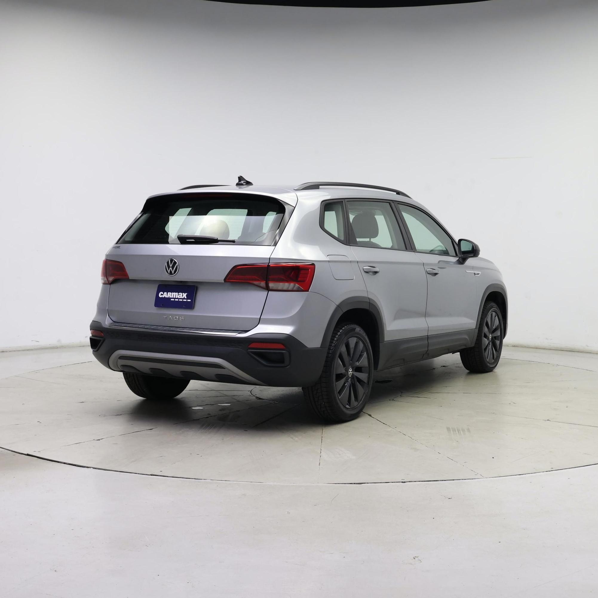 Thumbnail: 2022 Volkswagen Taos - 8