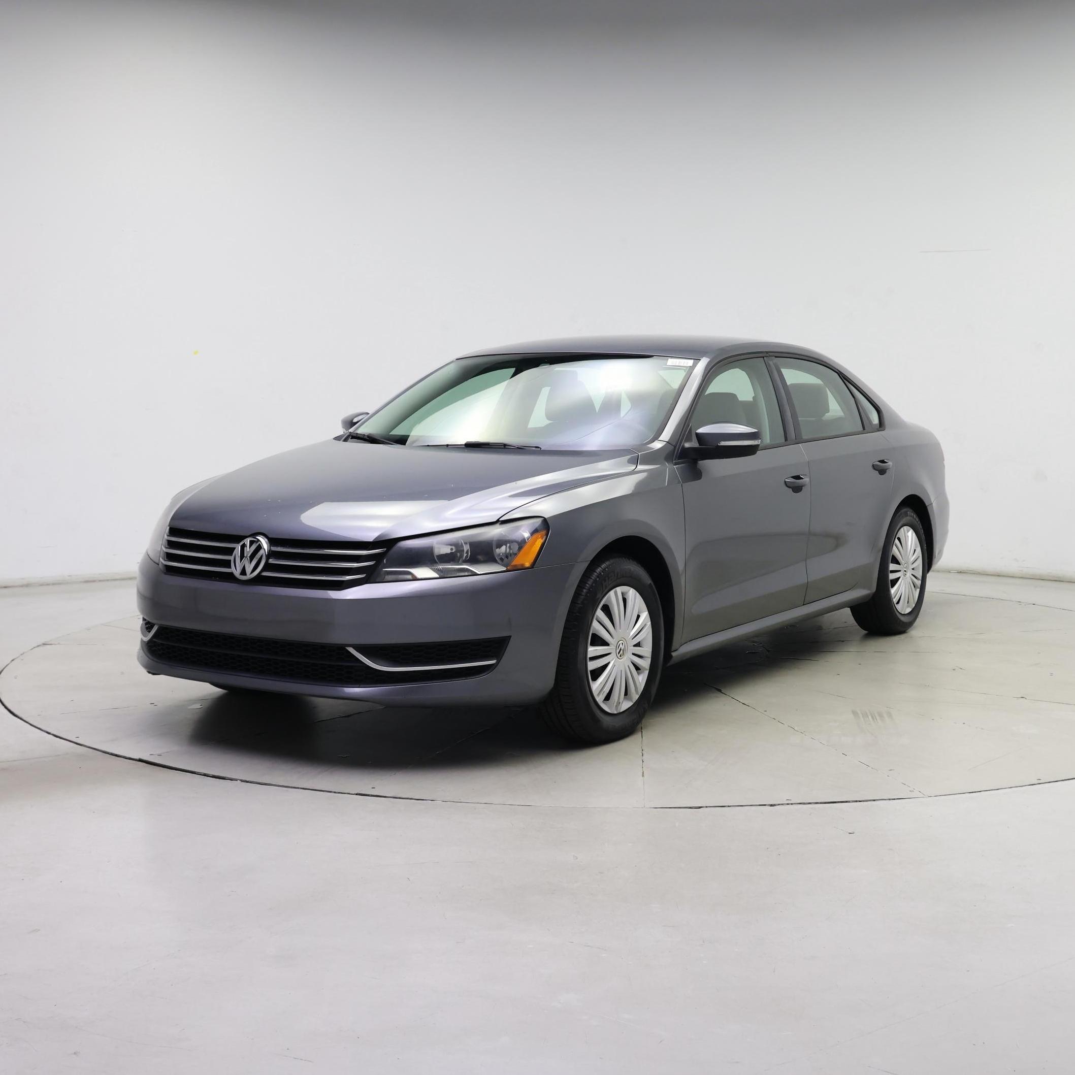 Thumbnail: 2014 Volkswagen Passat - 4