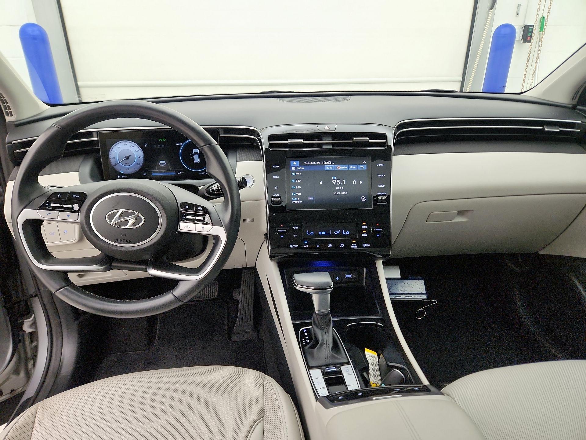 Thumbnail: 2022 Hyundai Tucson - 9