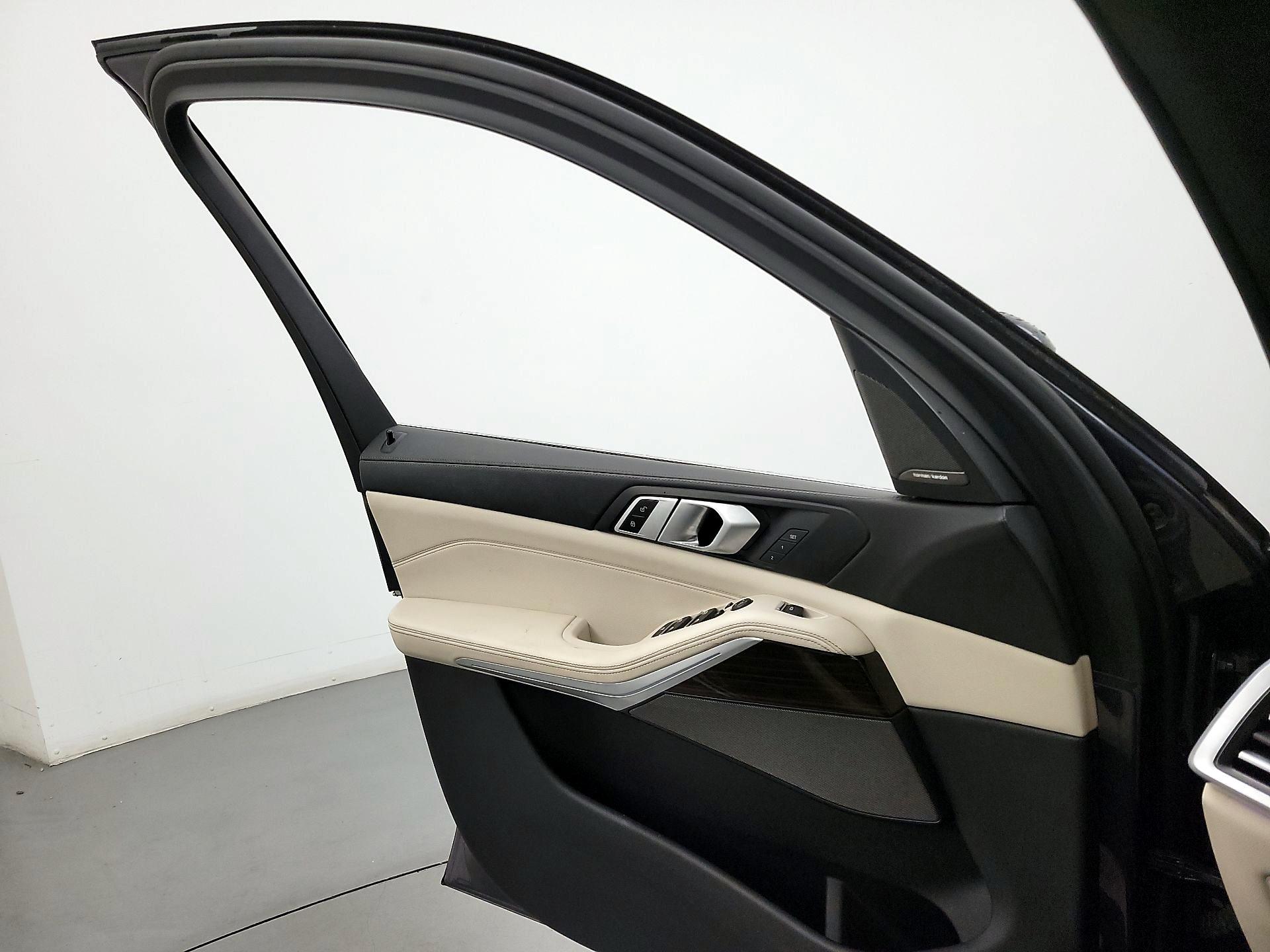 Thumbnail: 2020 BMW X5 - 12