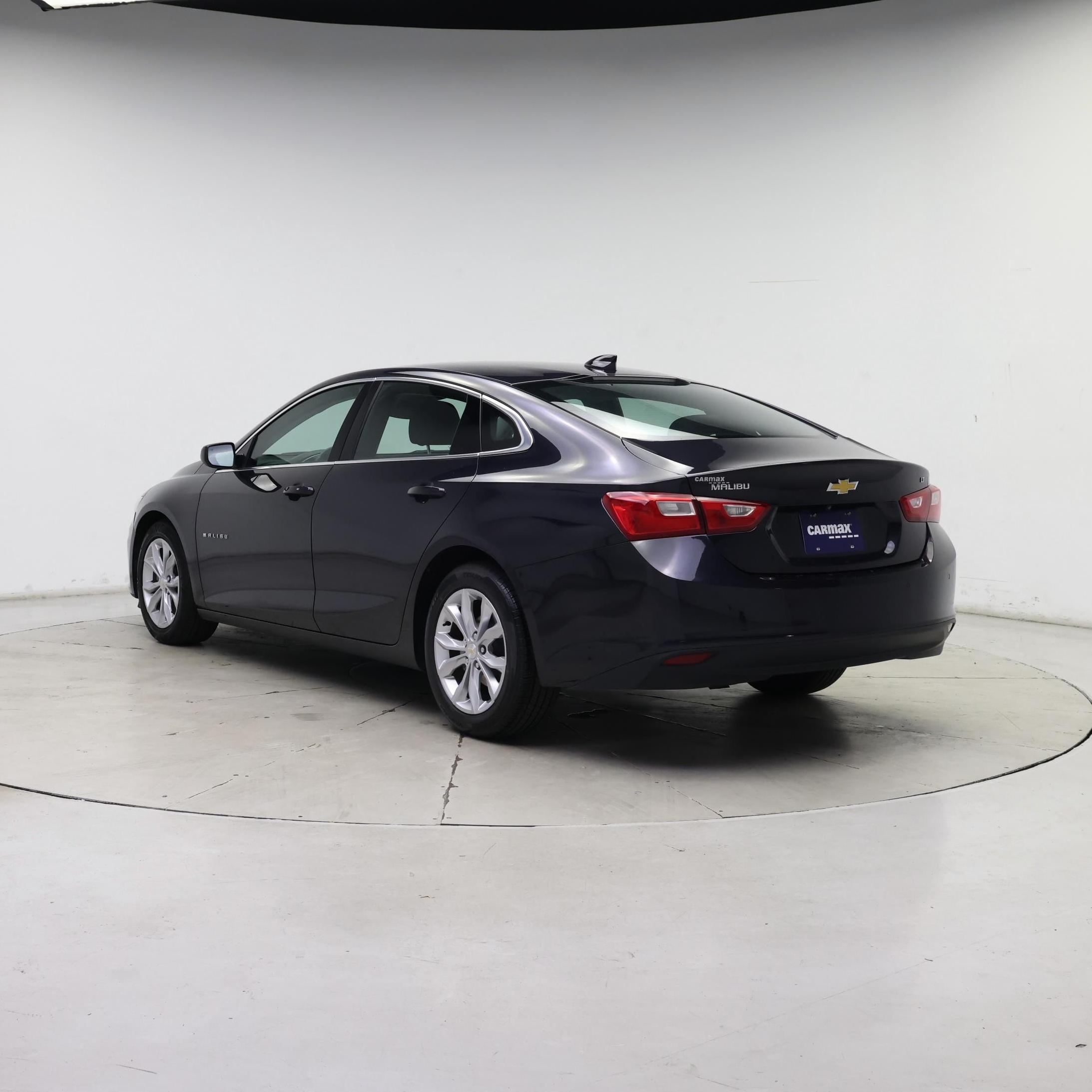 Thumbnail: 2023 Chevrolet Malibu - 2