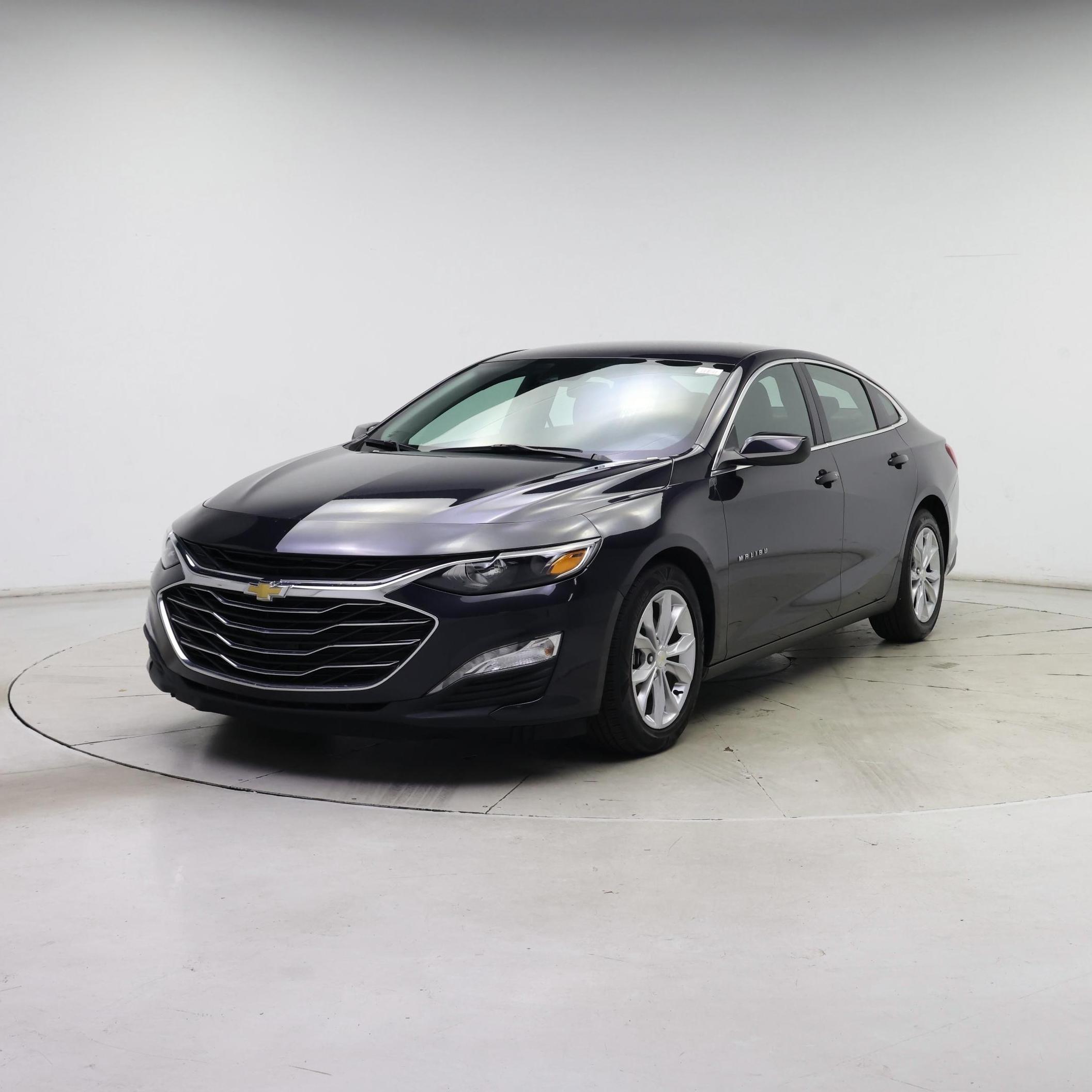 Thumbnail: 2023 Chevrolet Malibu - 4