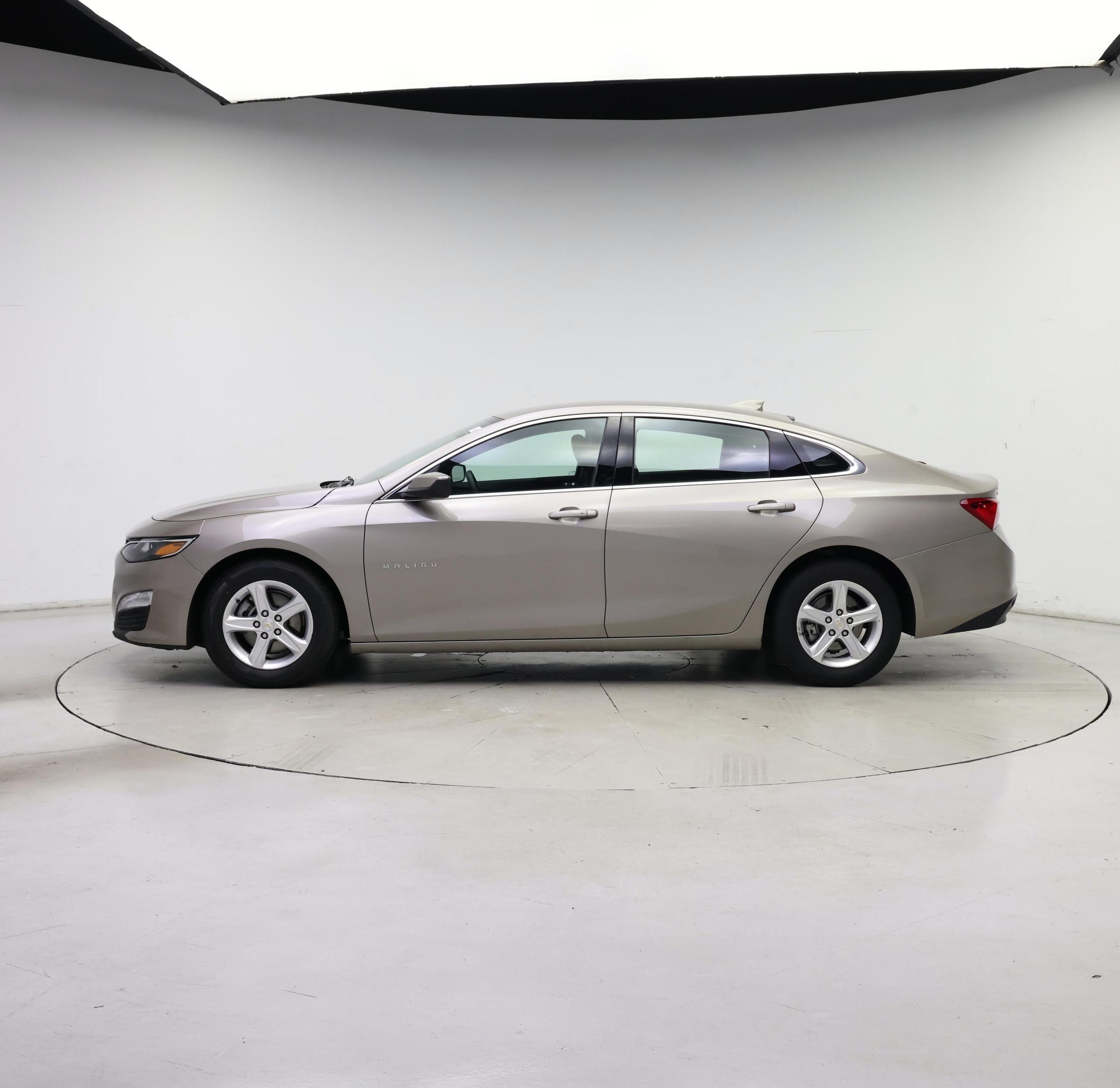 Thumbnail: 2023 Chevrolet Malibu - 3