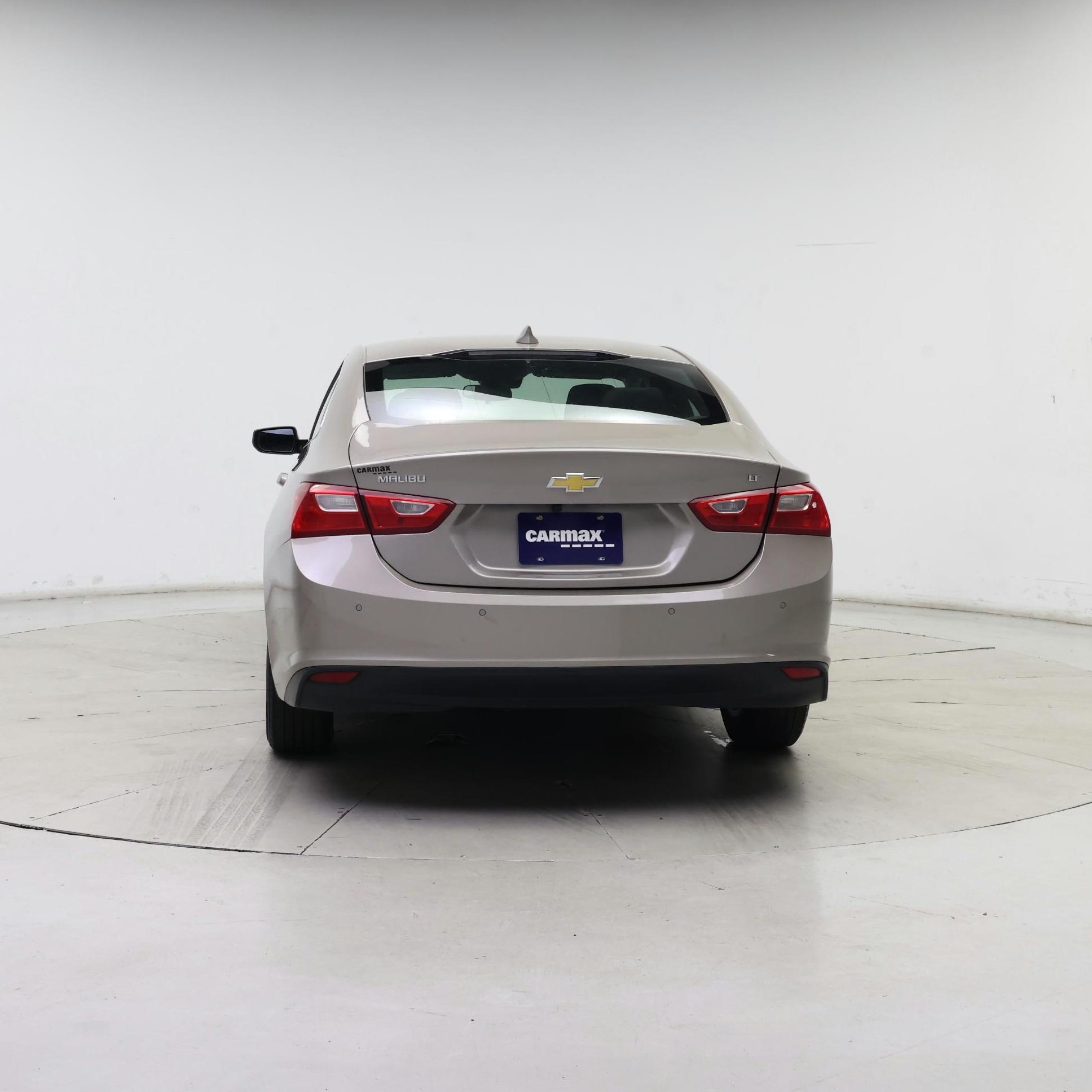 Thumbnail: 2023 Chevrolet Malibu - 6