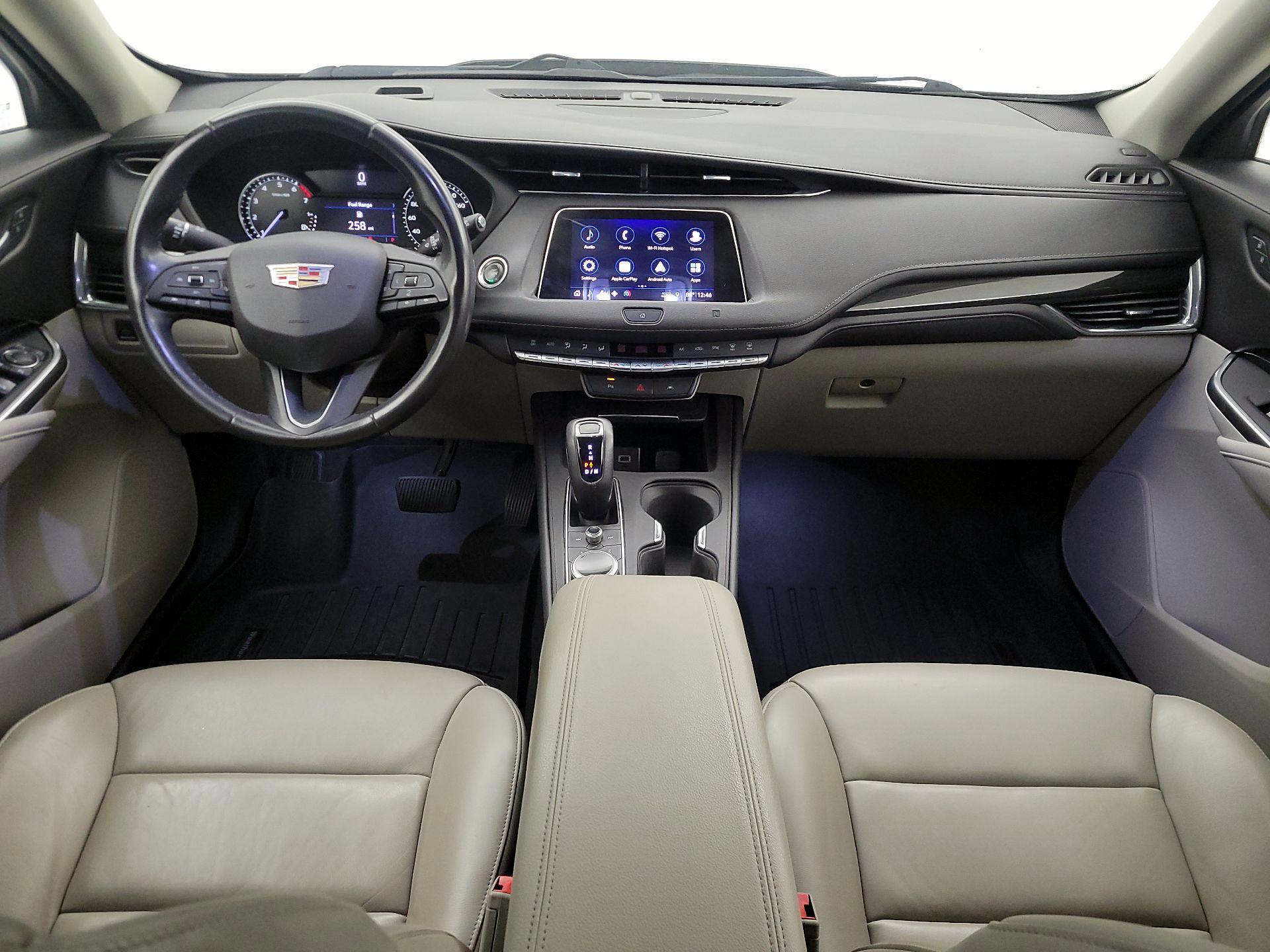 Thumbnail: 2019 Cadillac XT4 - 9