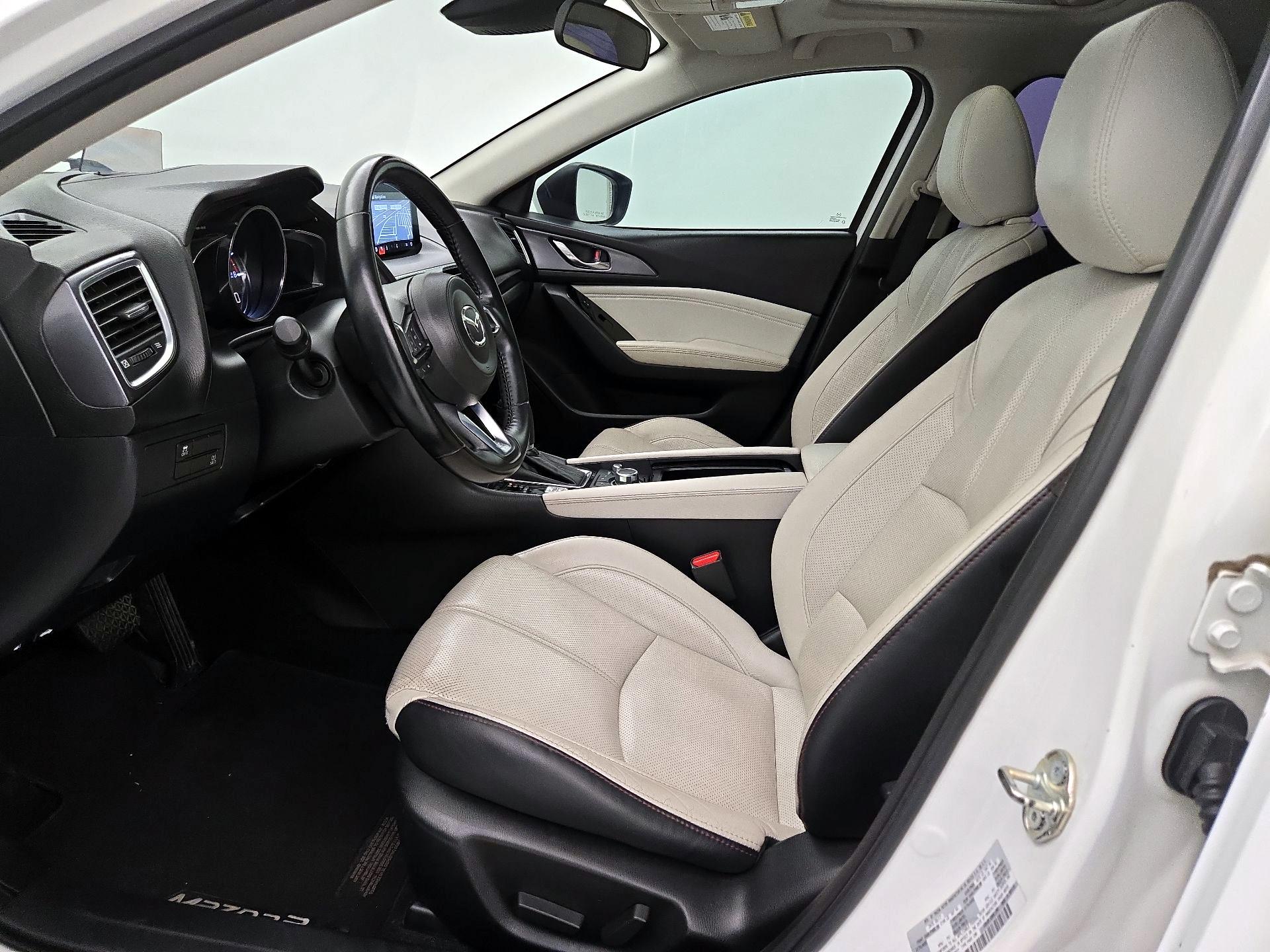 Thumbnail: 2018 Mazda Mazda3 - 11