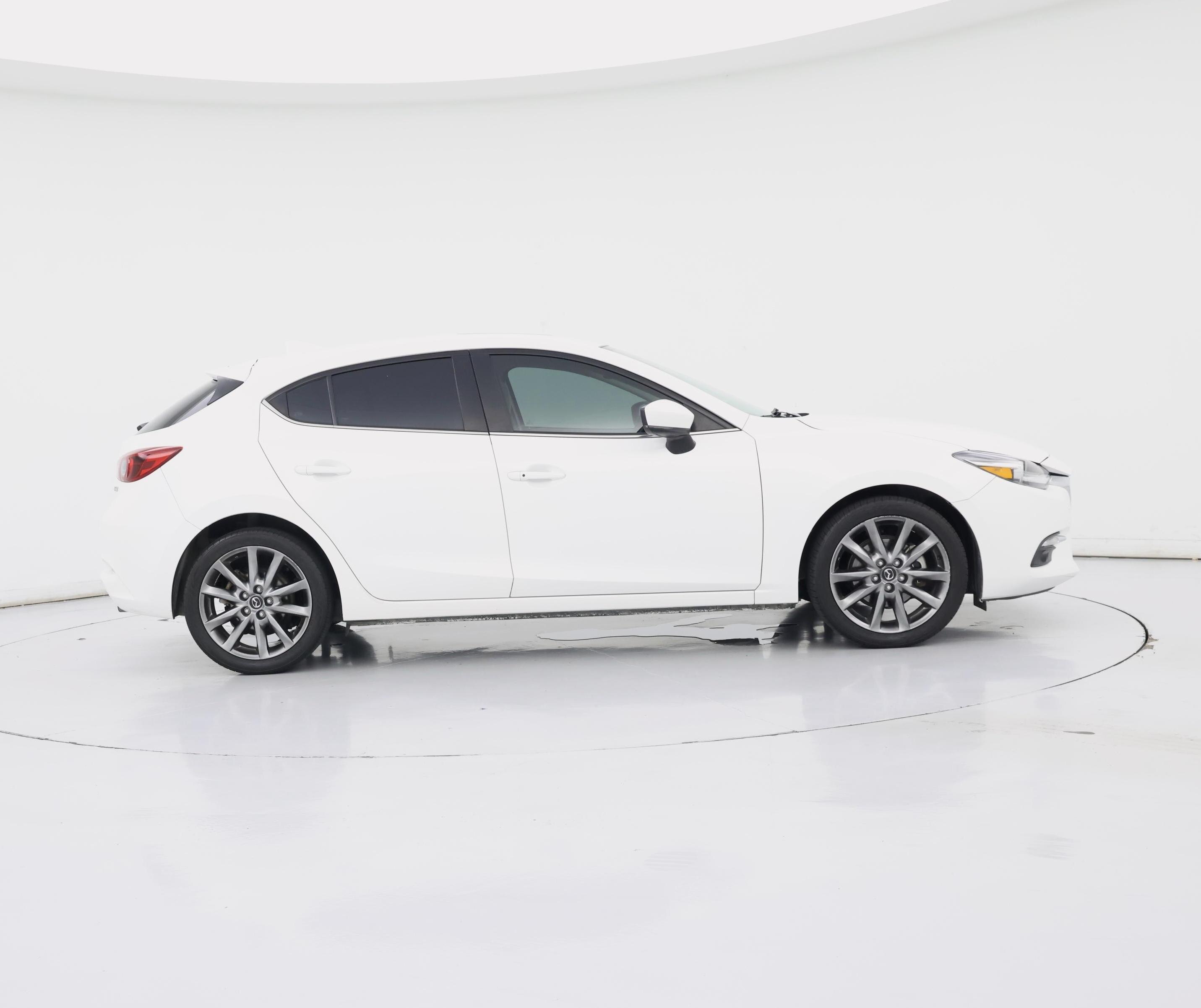 Thumbnail: 2018 Mazda Mazda3 - 7