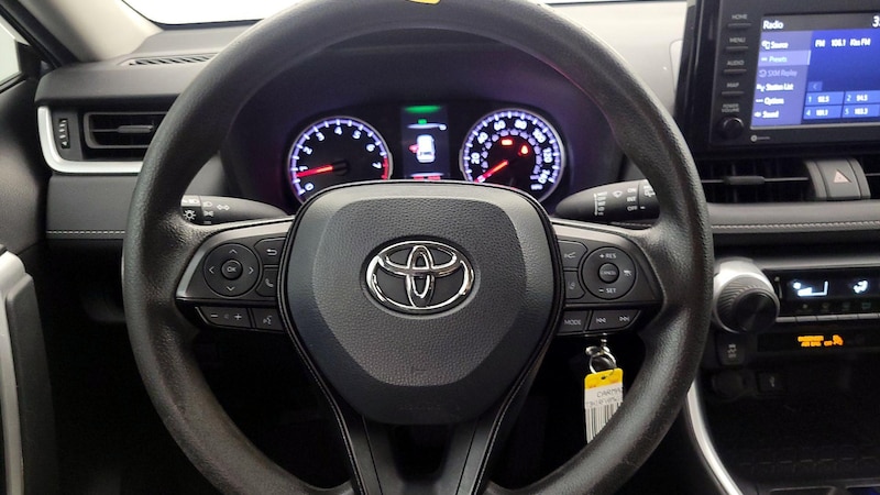 2021 Toyota RAV4 LE 10
