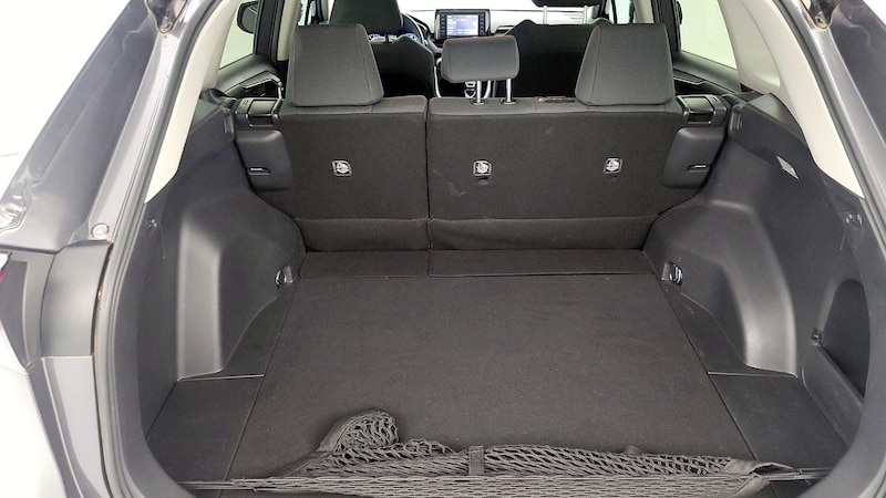 2021 Toyota RAV4 LE 20