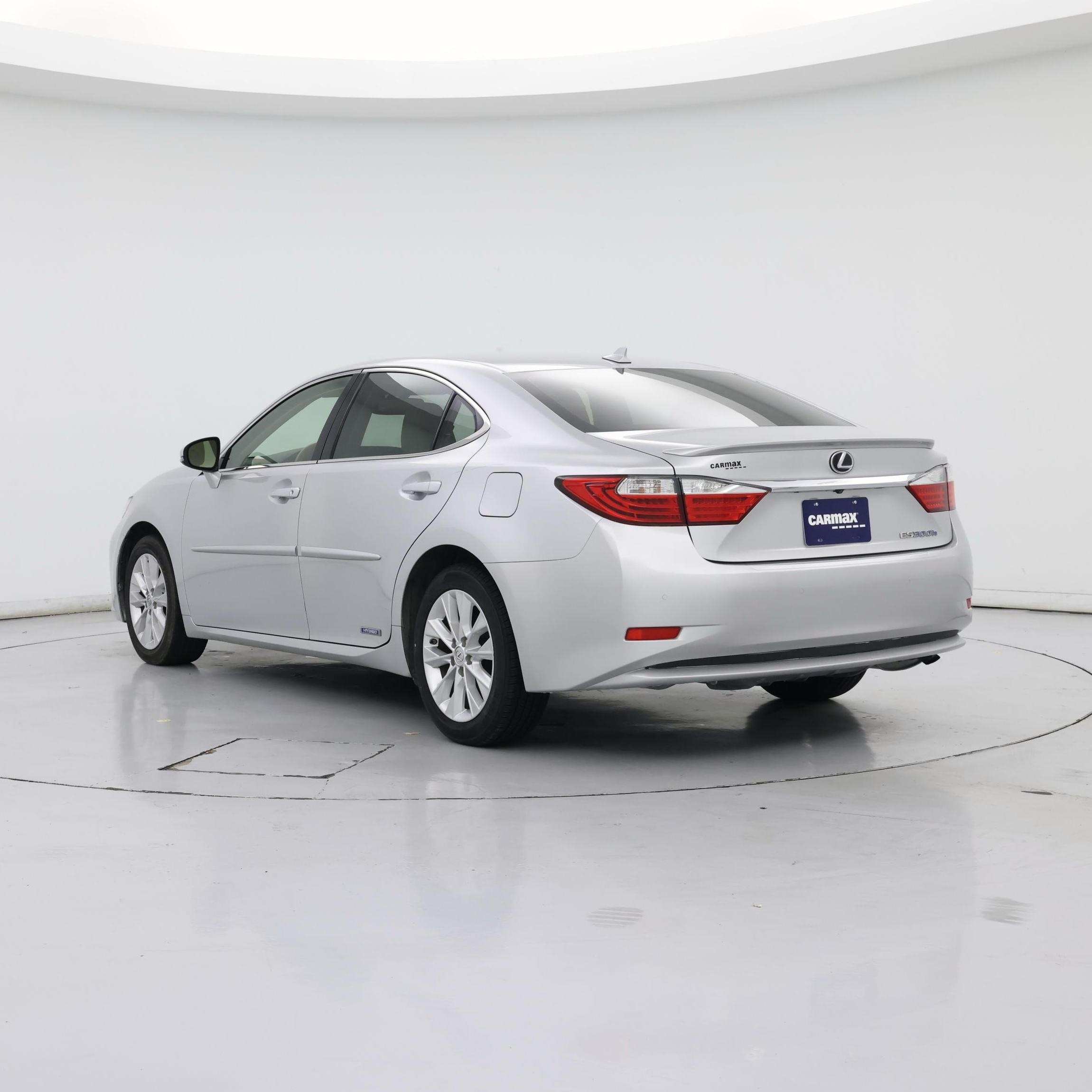 Thumbnail: 2013 Lexus ES - 2