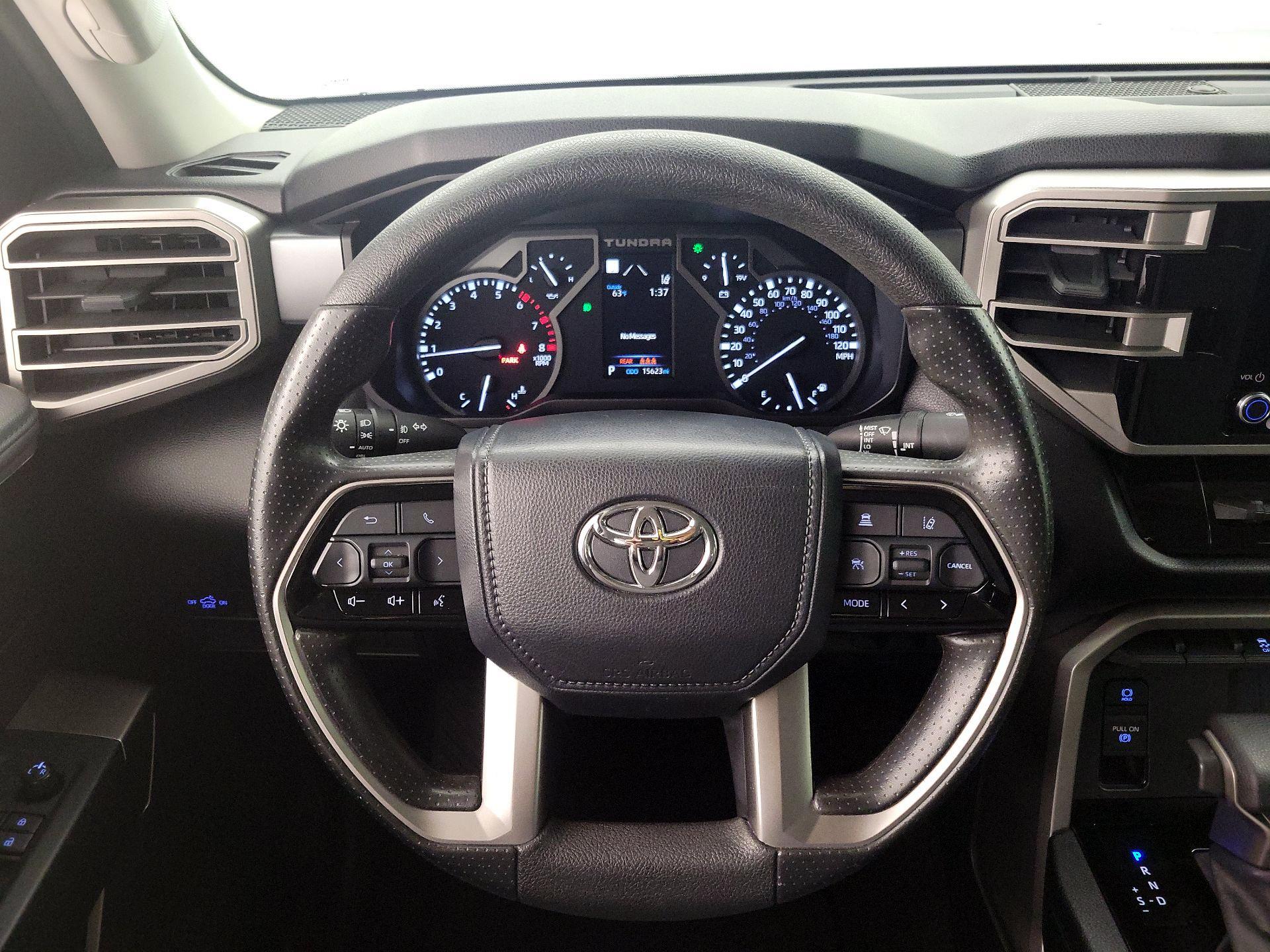 Thumbnail: 2022 Toyota Tundra - 10