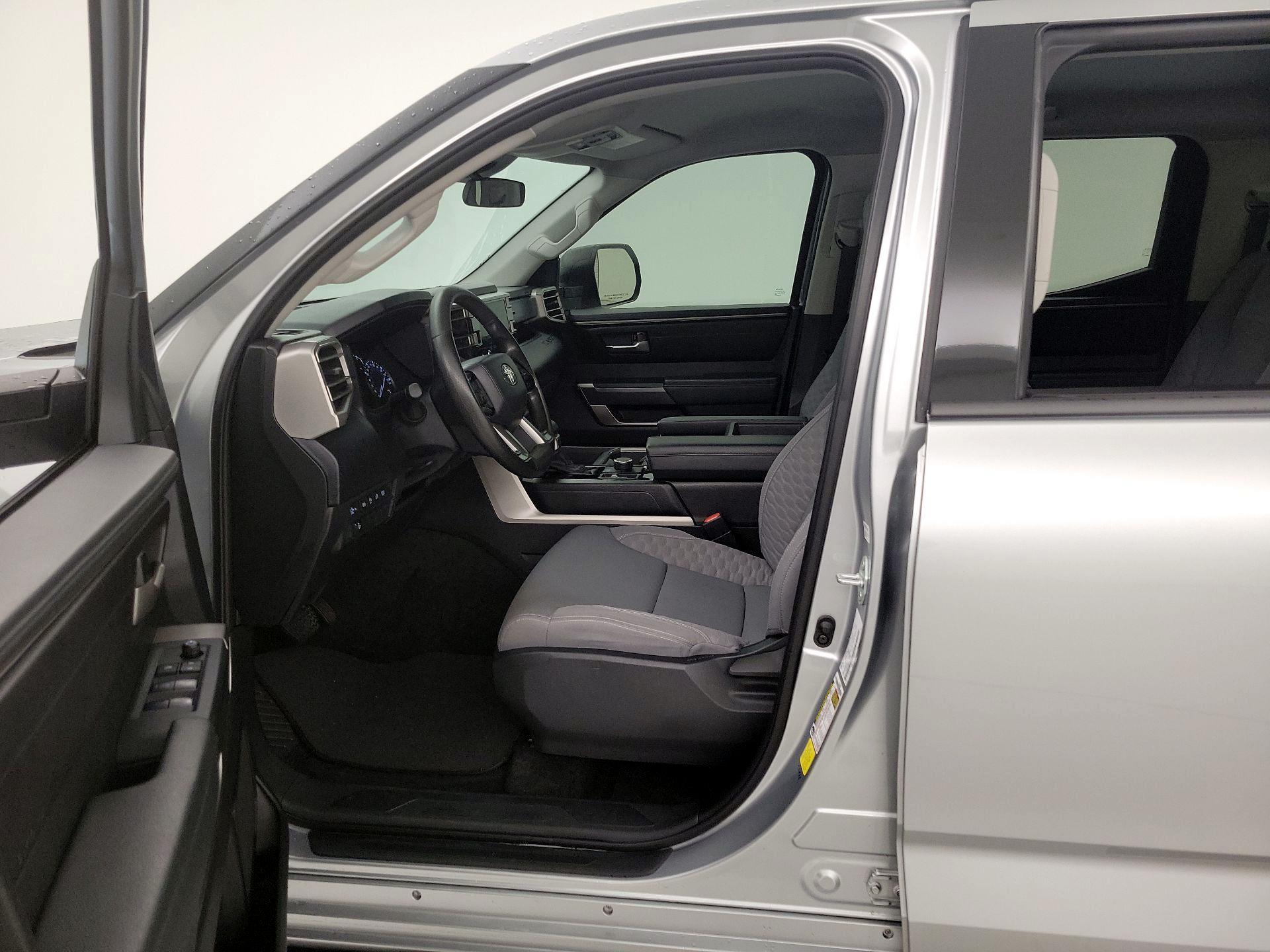 Thumbnail: 2022 Toyota Tundra - 11