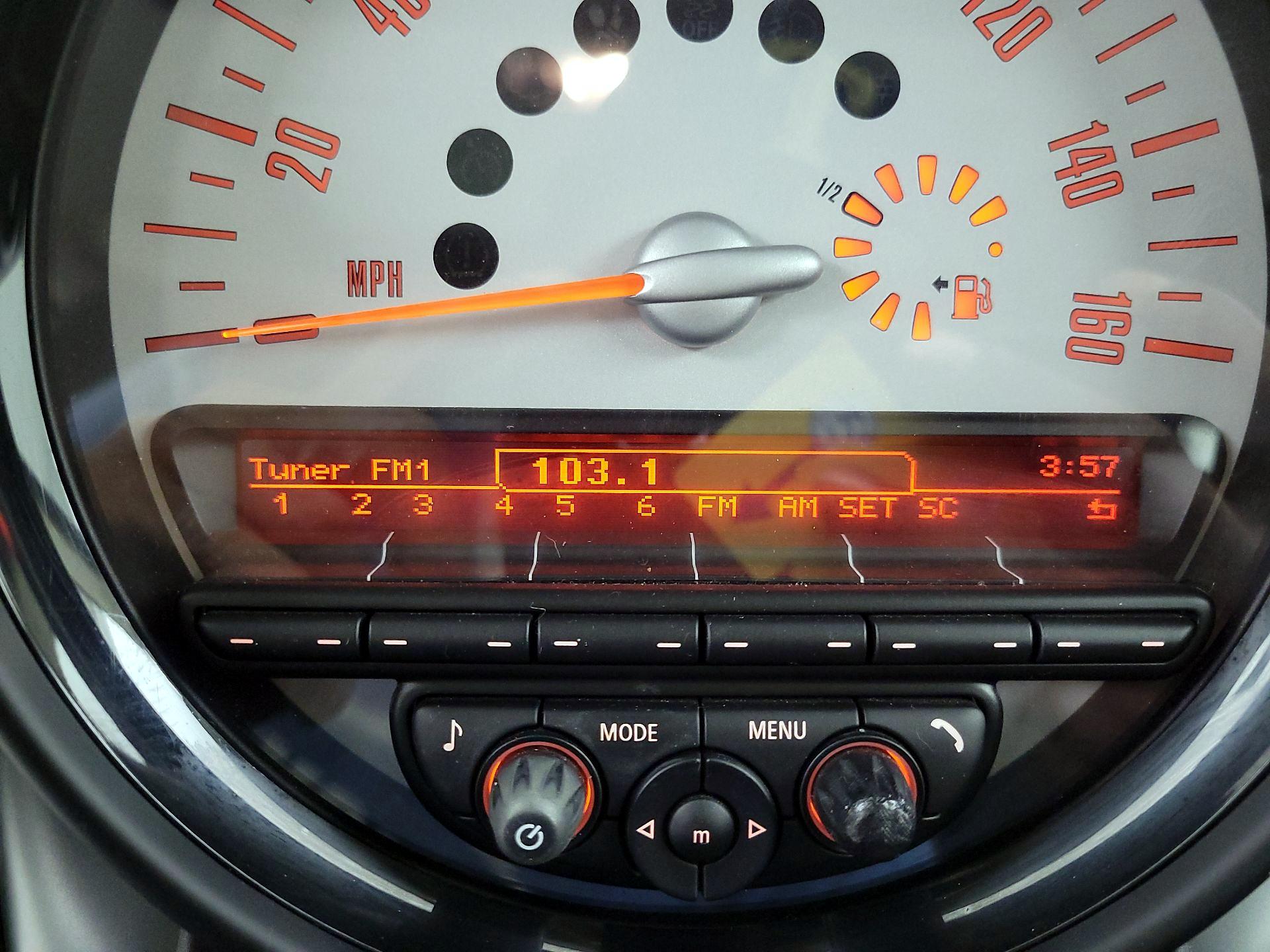 Thumbnail: 2014 MINI Cooper Countryman - 13