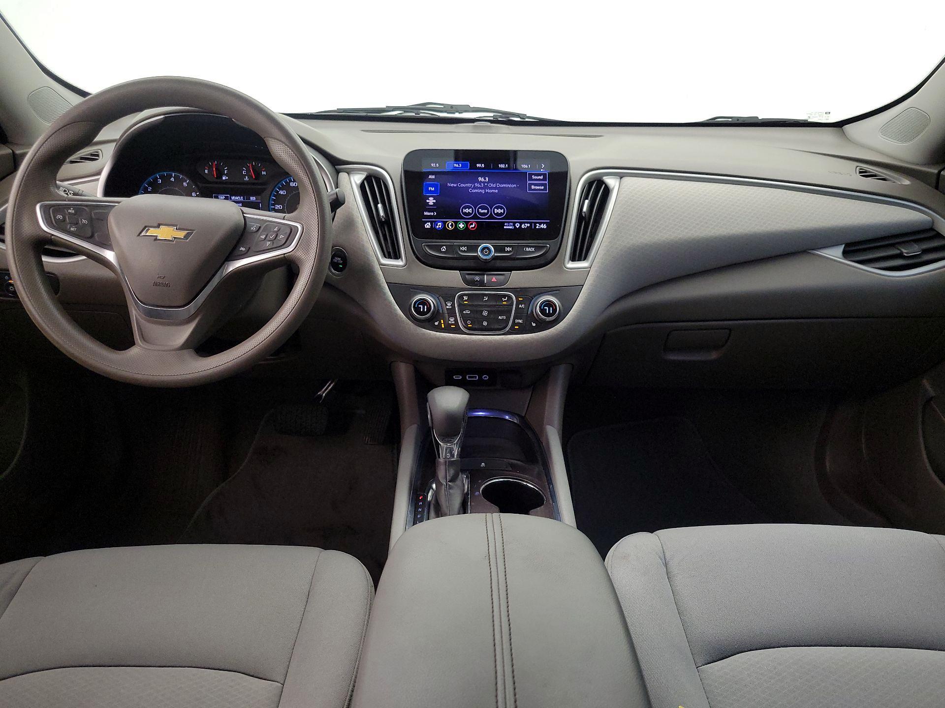 Thumbnail: 2022 Chevrolet Malibu - 9
