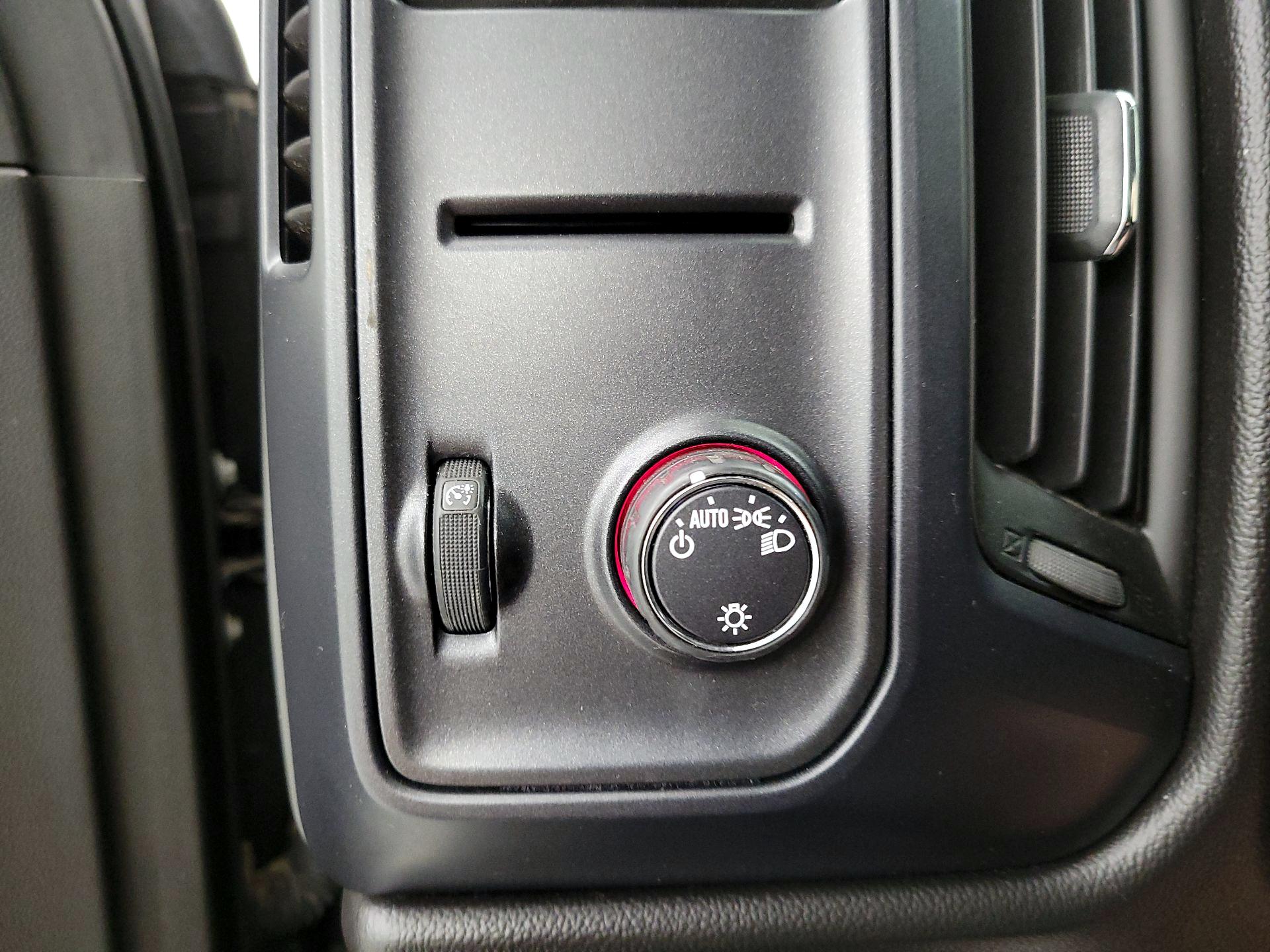 Thumbnail: 2014 GMC Sierra 1500 - 13