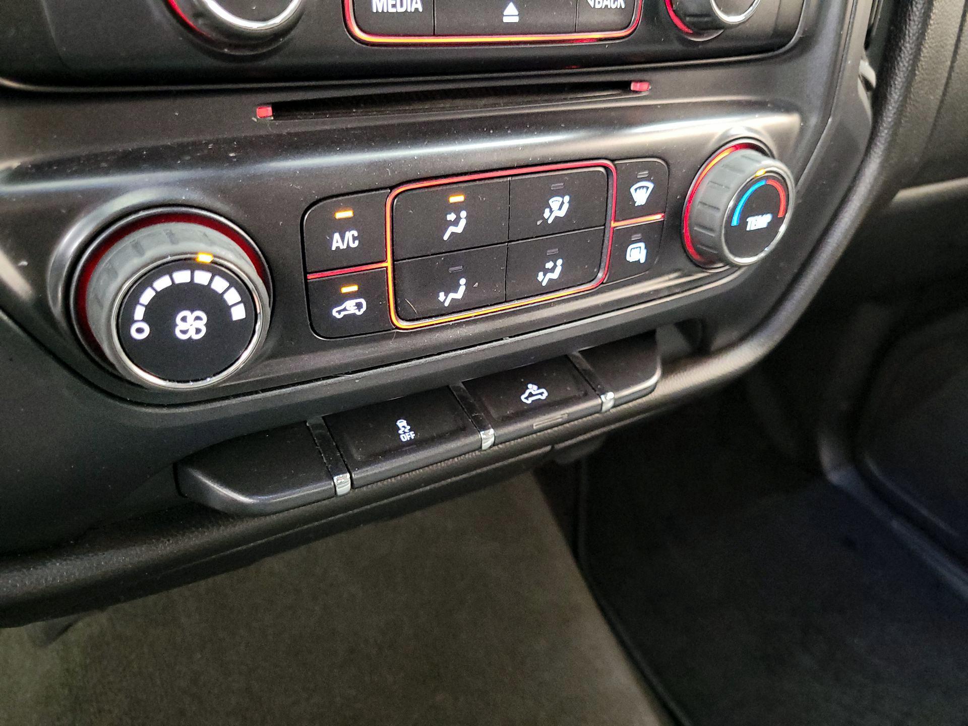 Thumbnail: 2014 GMC Sierra 1500 - 15