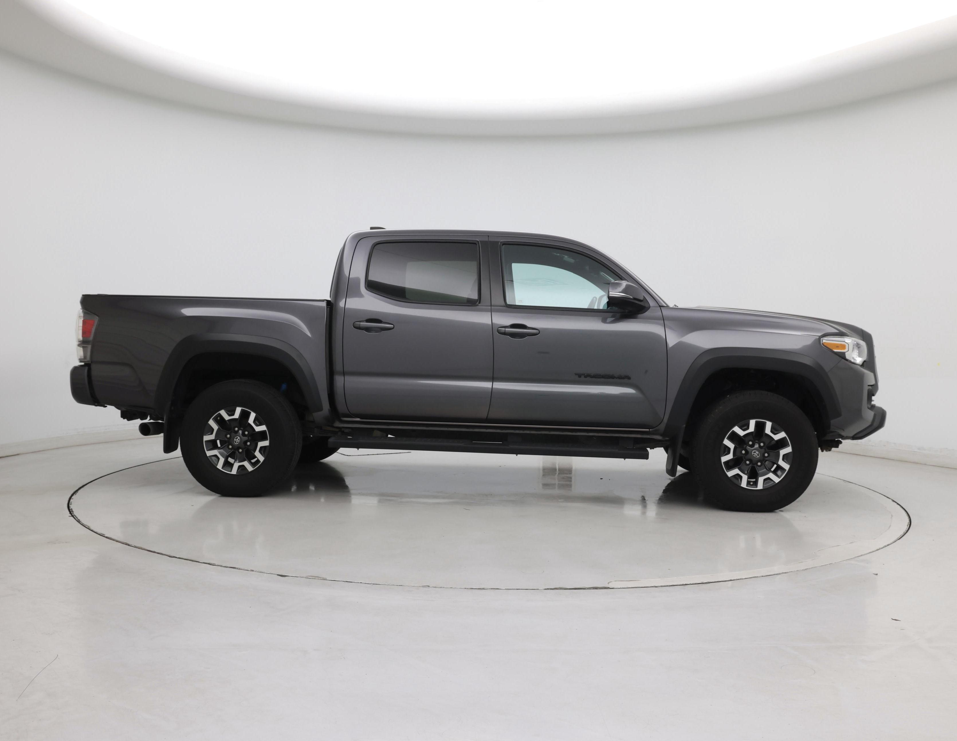 Thumbnail: 2020 Toyota Tacoma - 7