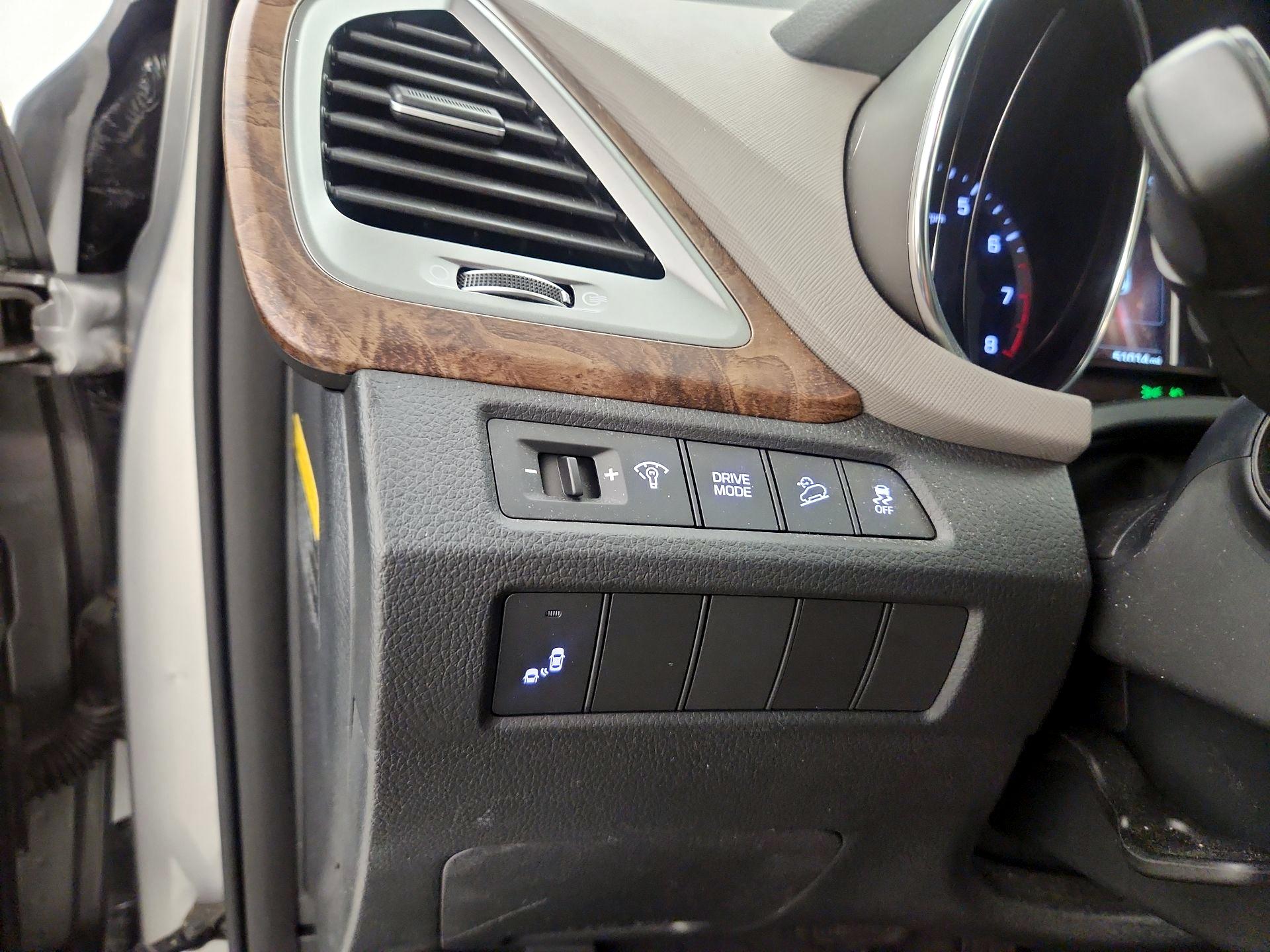 Thumbnail: 2019 Hyundai Santa Fe - 13