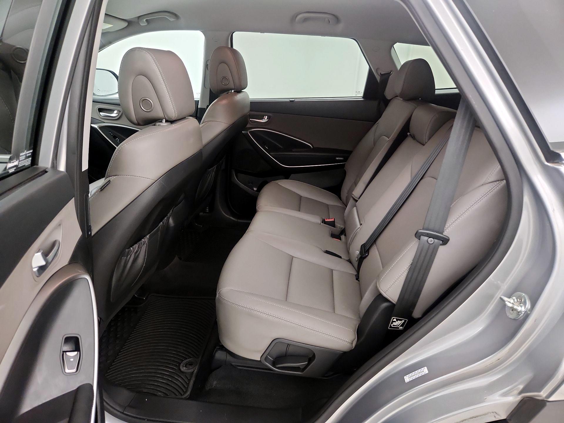 Thumbnail: 2019 Hyundai Santa Fe - 19